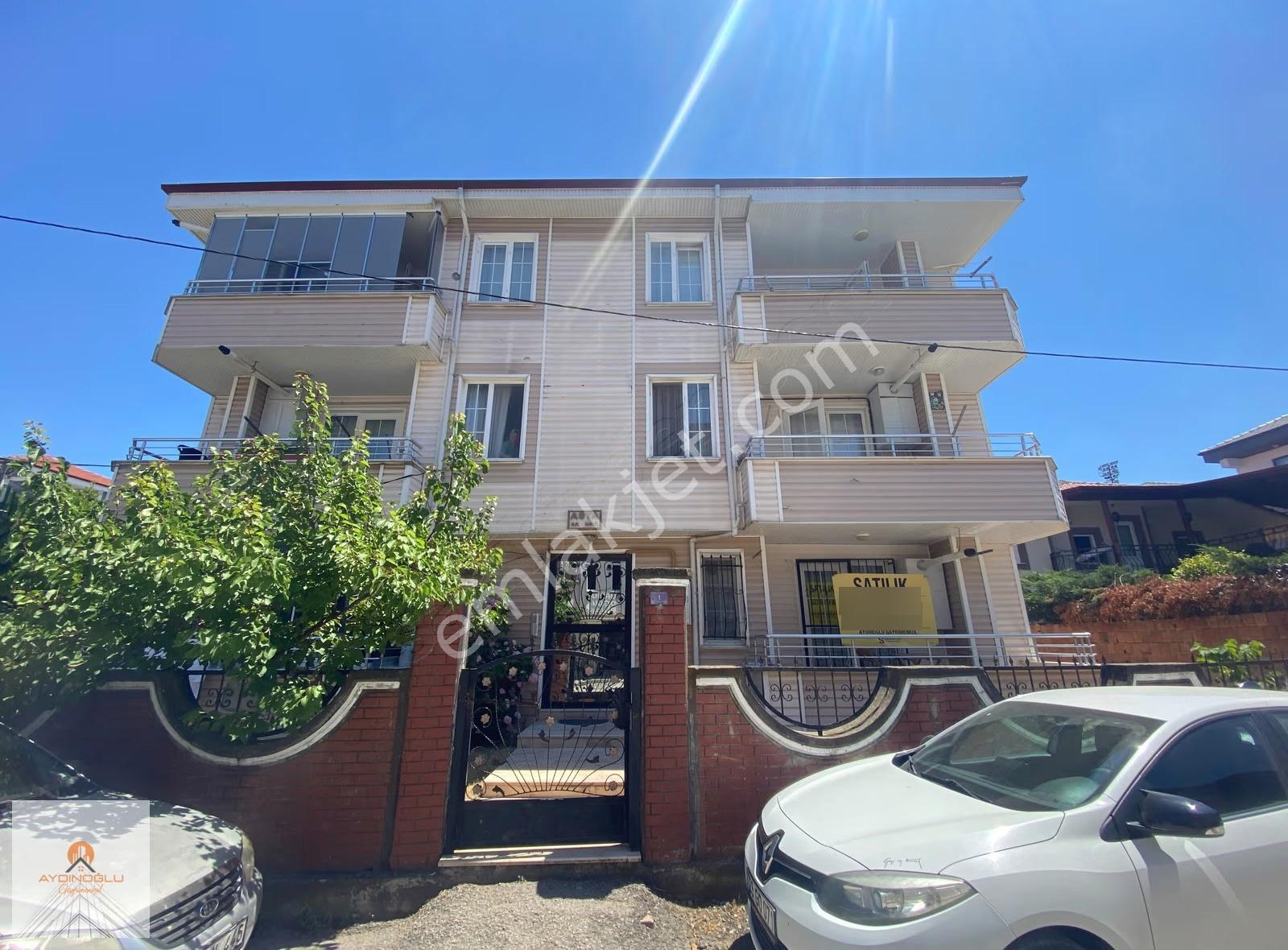 Çarşı Merkezde Ön Cephe 2+1 Bahçe Katı Kombi+ Petek Takılı Daire
