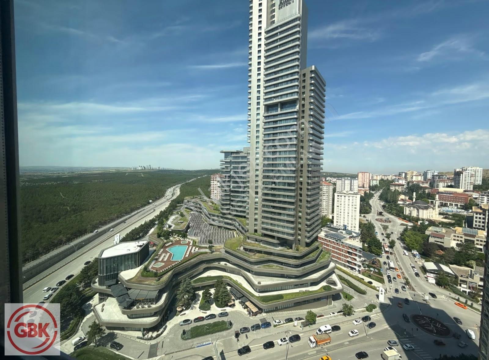 Parkoranda Yüksek Katta Göl Ve Orman Manzaralı Prestijli Daire - Görsel 32