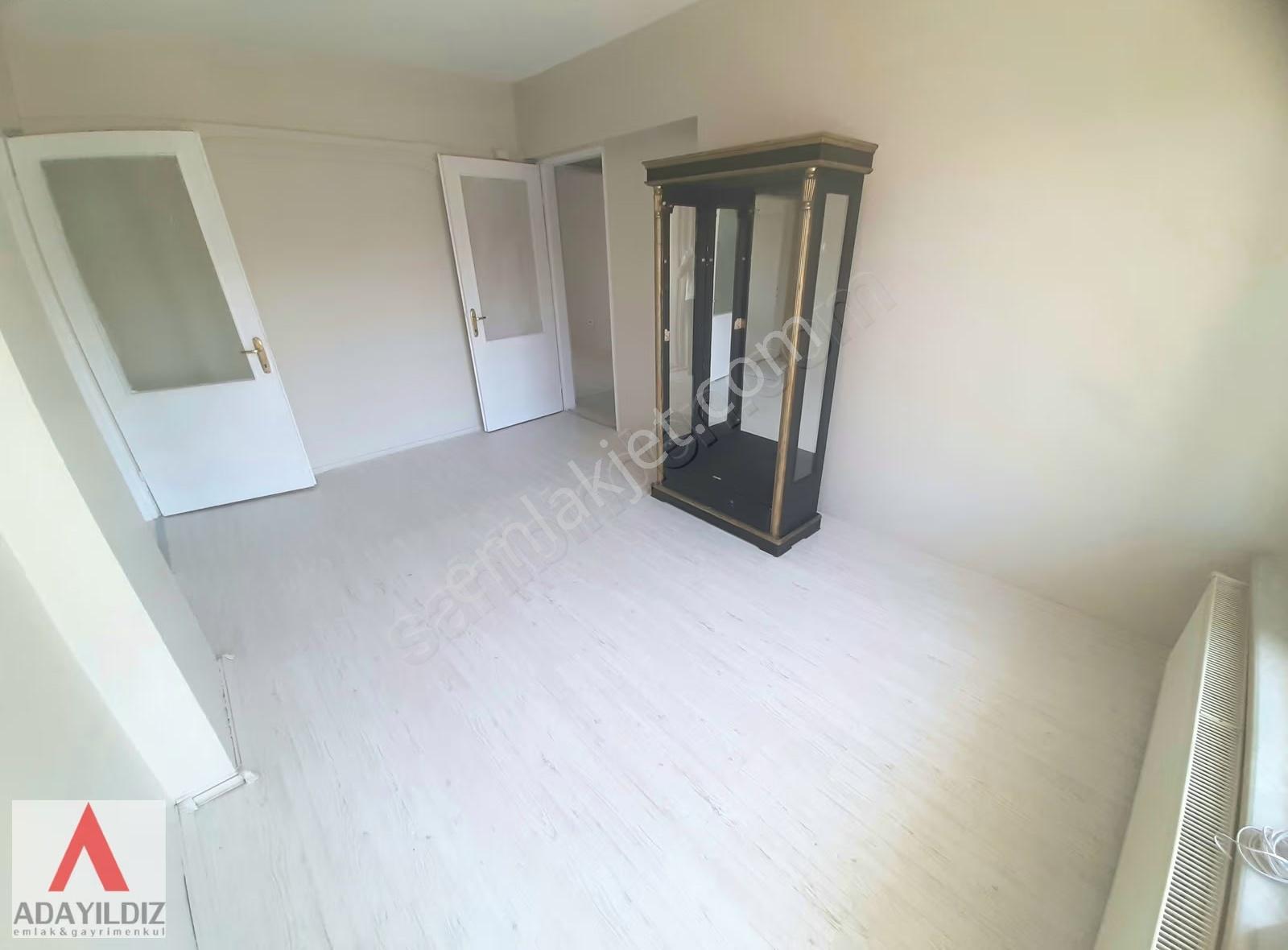 Adapazarı Mithatpaşa Mahalle Kiralık Geniş 3+1 Daire - Görsel 2