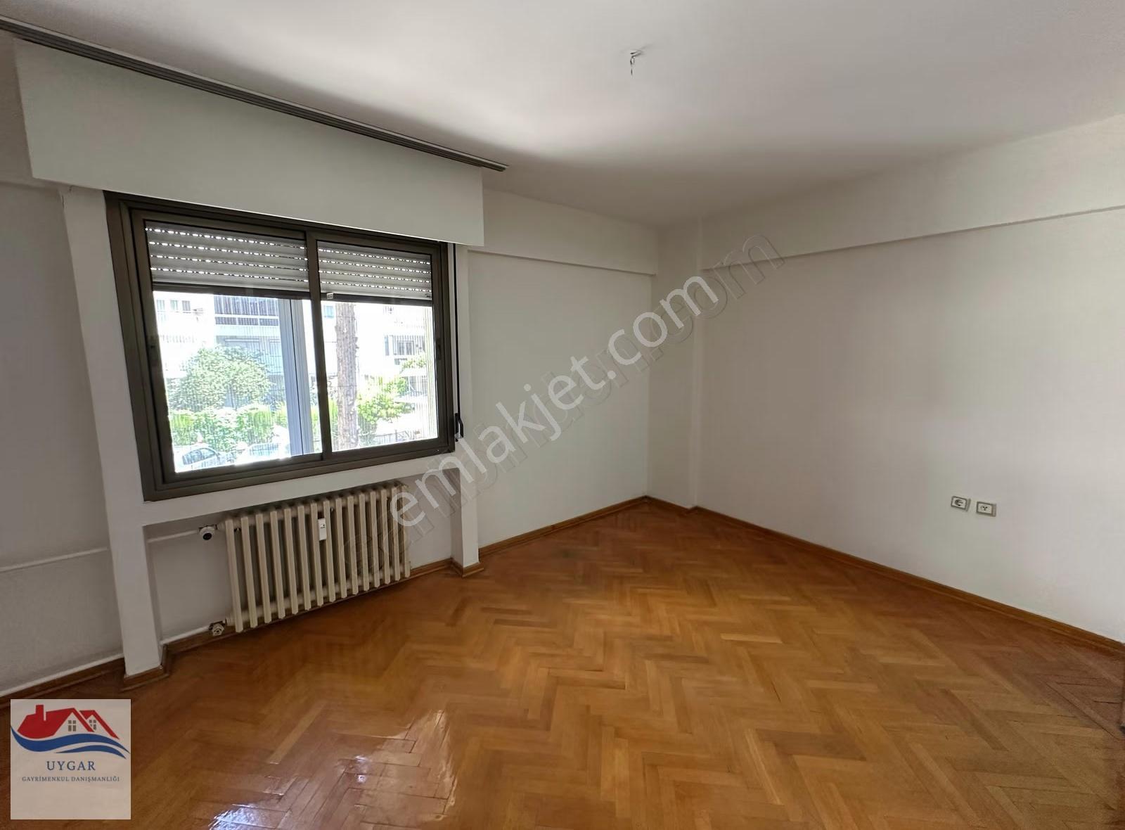 Bostanlı Başkent Hastanesi Arkasında Site İçinde Kiralık 4+1 - Görsel 3