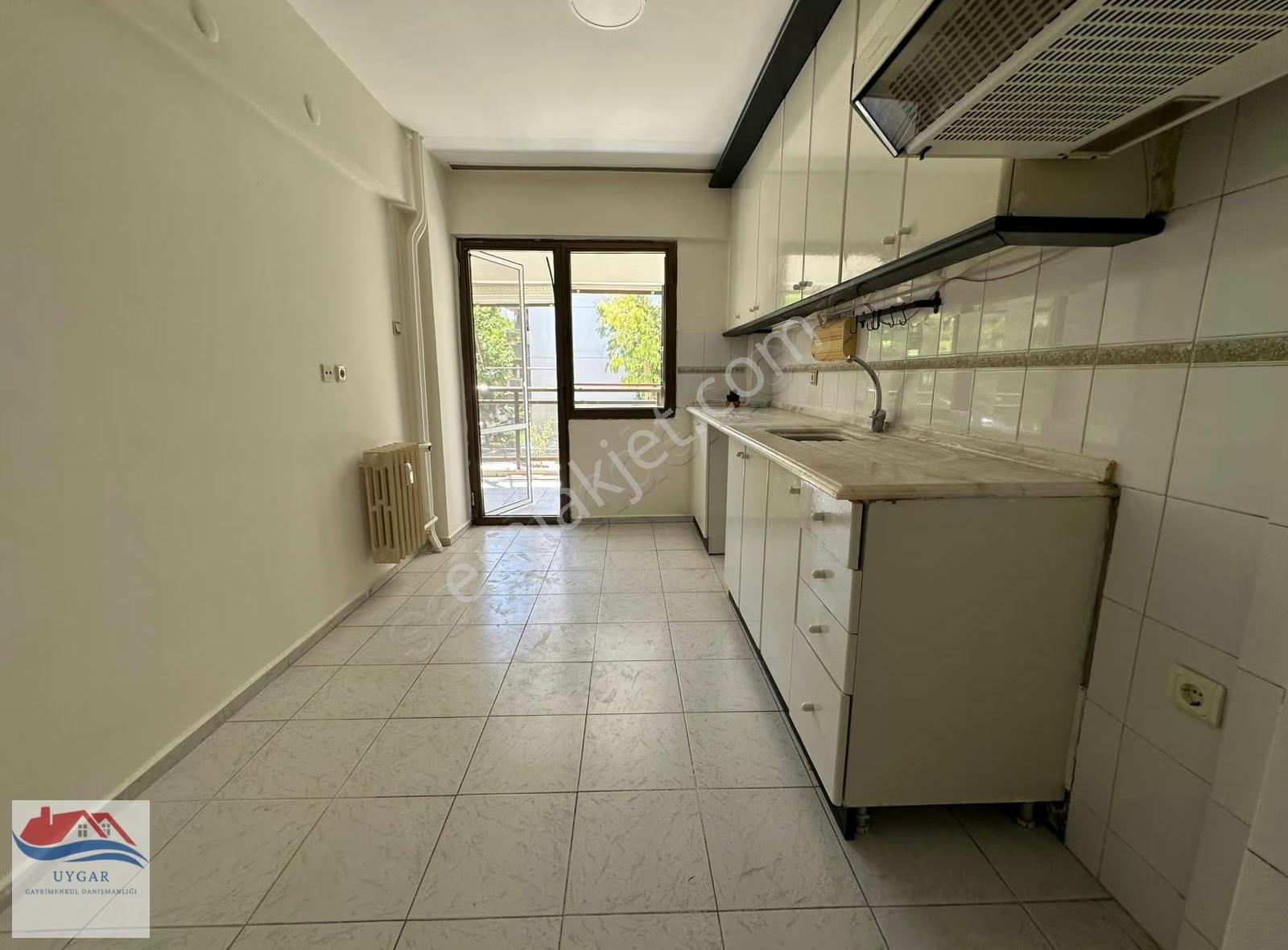 Bostanlı Başkent Hastanesi Arkasında Site İçinde Kiralık 4+1 - Görsel 5