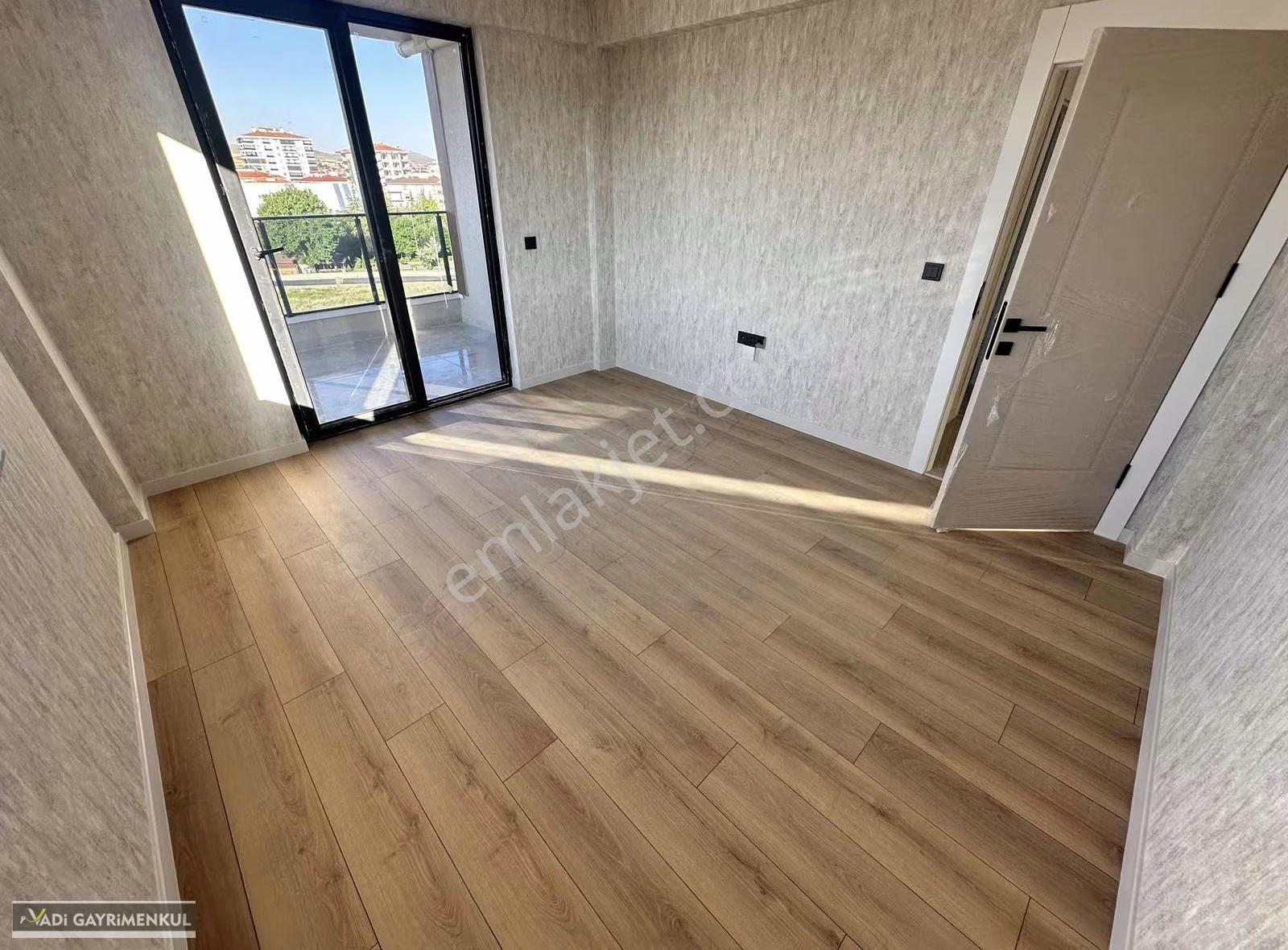 Karagöl Caddesi Üzerinde 4+1 Ebeveyn Banyolu Sıfır Kiralık - Görsel 7
