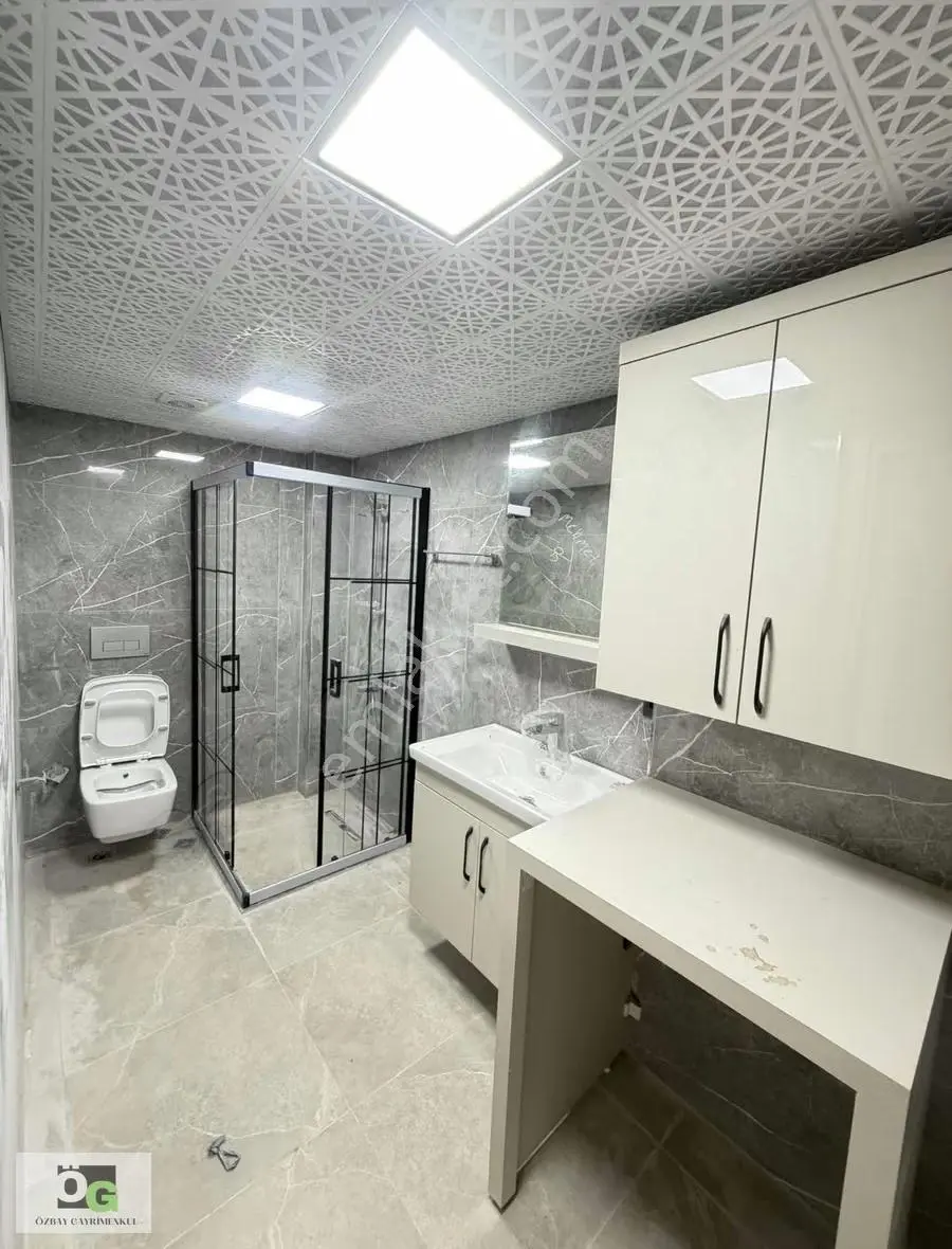 İstasyon Mahallesinde Satılık 1+1 Büyük Balkonlu Daire - Görsel 2