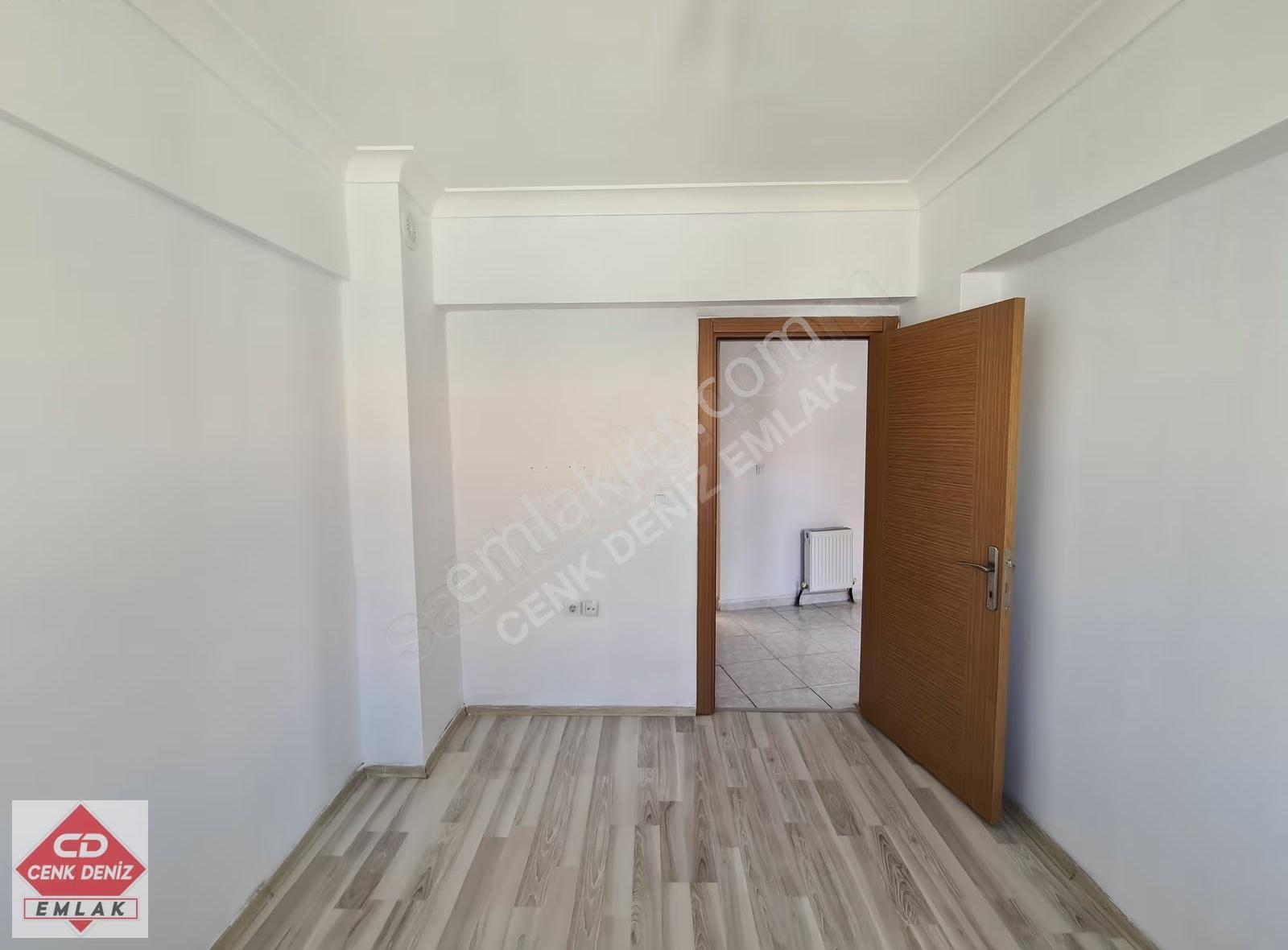 Sancaktepe İ.o. Yanı Cadde Paraleli Arakat Kiralık 3+1 Daire - Görsel 4