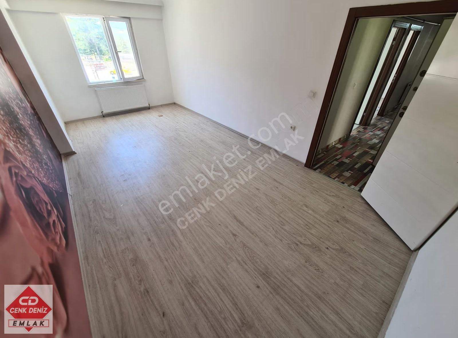 Karakeçili Cd. Üzeri Güney Cephe Kat Konumlu Yapılı Kiralık 3+1 - Görsel 17