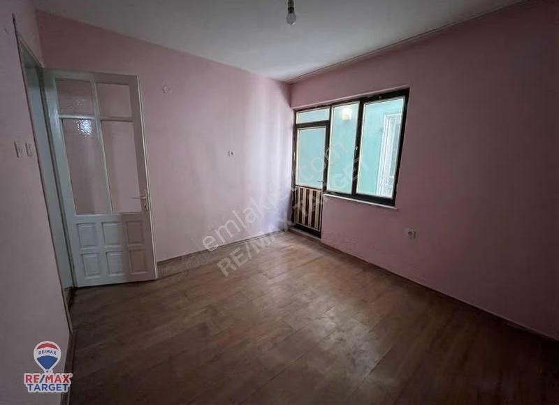 Kınık Merkezde Satılık 2+1 Arakat Satılık Daıre - Görsel 5