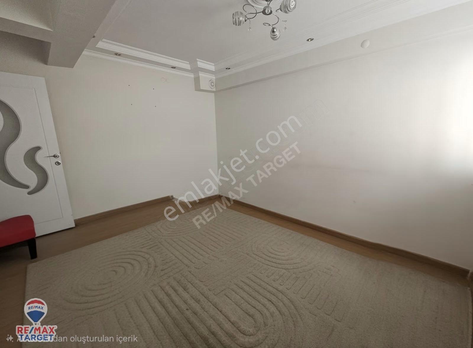 Çiğli Yeni Mahalle'de Acil Satılık Ebeveyn Banyolu 2+1 Daire!! - Görsel 7