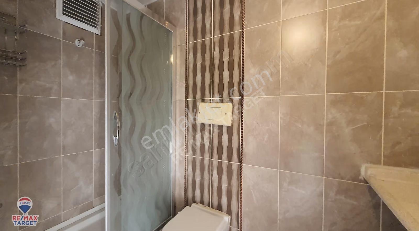 Karşıyaka Çarşı Akbank Sokağında 2+1 Yapılı Kiralık Daire - Görsel 23