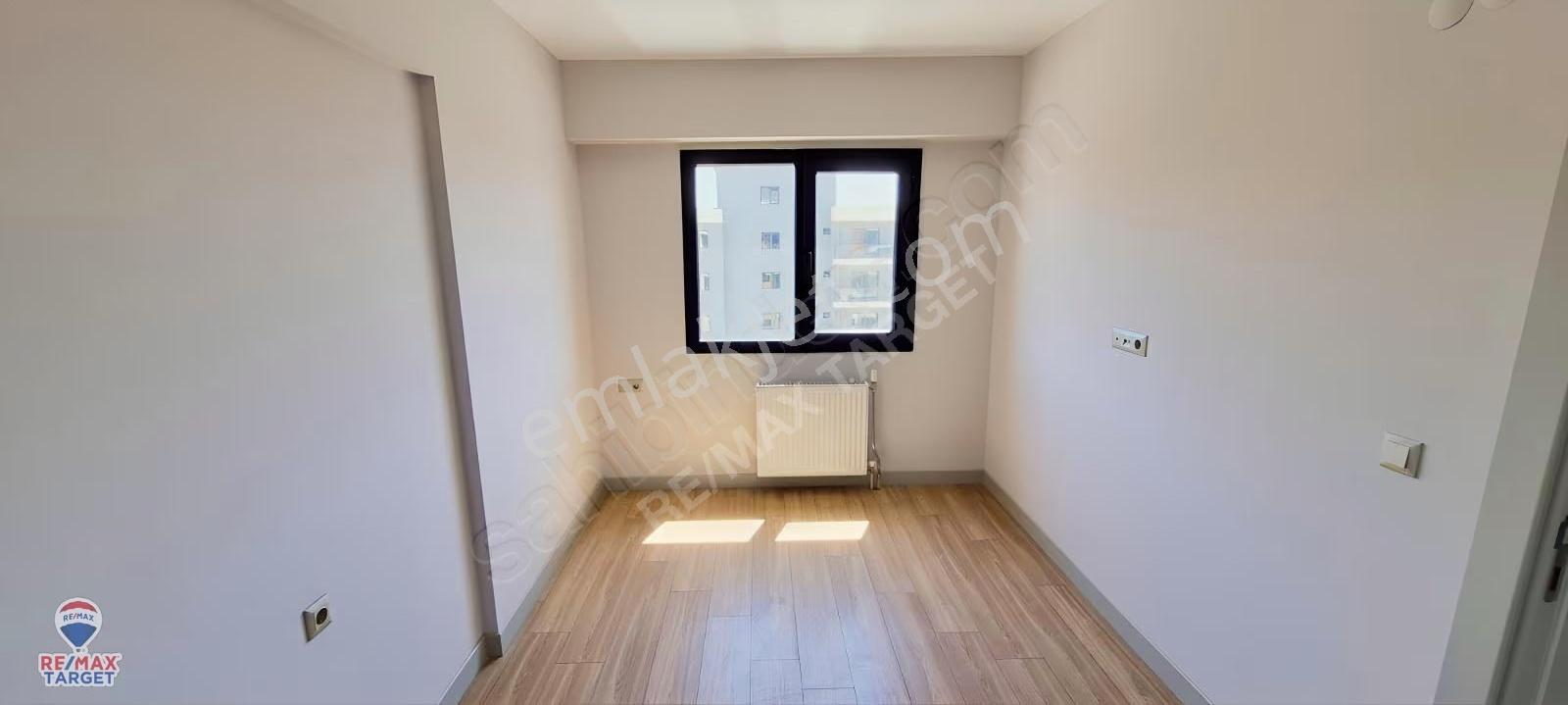 Çiğli Park Yaşam Atlantis Sitesinde Kiralık 1+1 Daire - Görsel 11