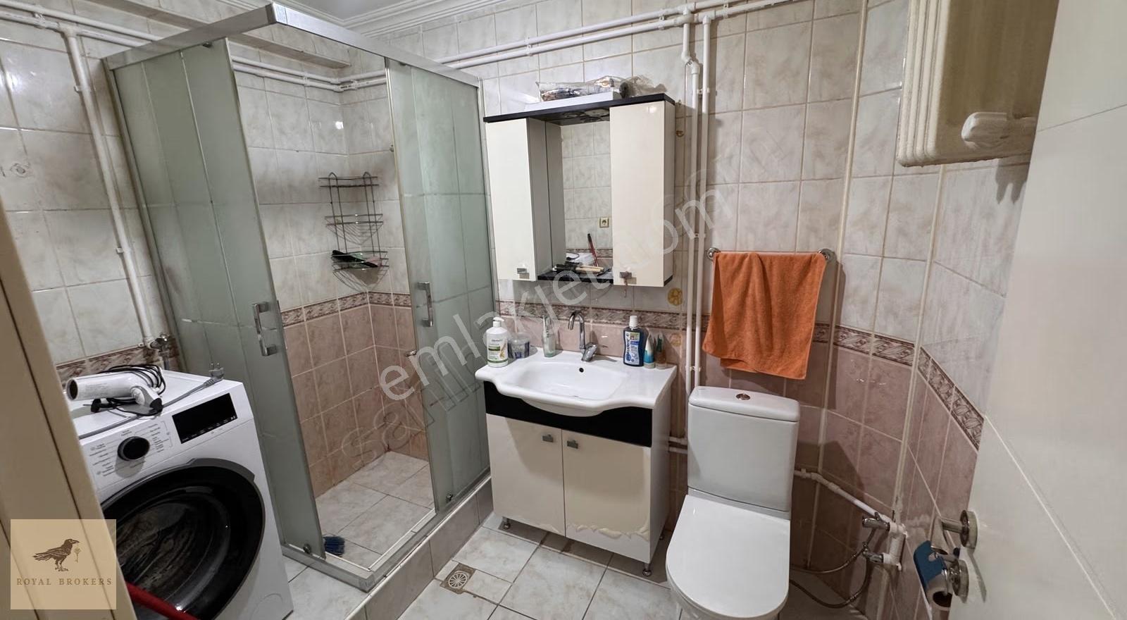 Satılık, Dikmen'de, Engelsiz Düz Giriş Kat, 3+1, Boş, Bakımlı - Görsel 13