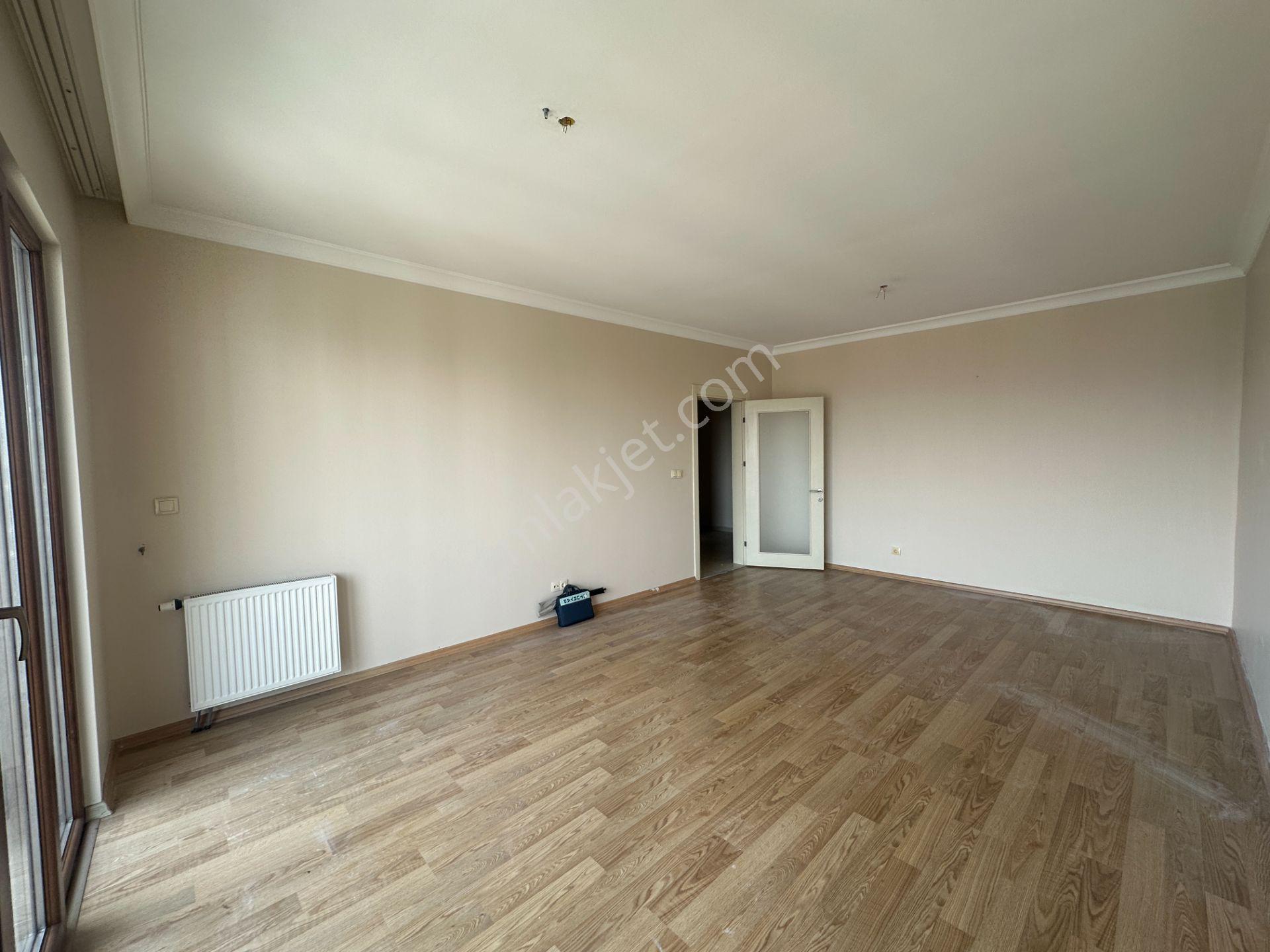 Turyap Tan Tuzla Emlak Konutları Nda 3+1 Kiralık Daire - Görsel 6