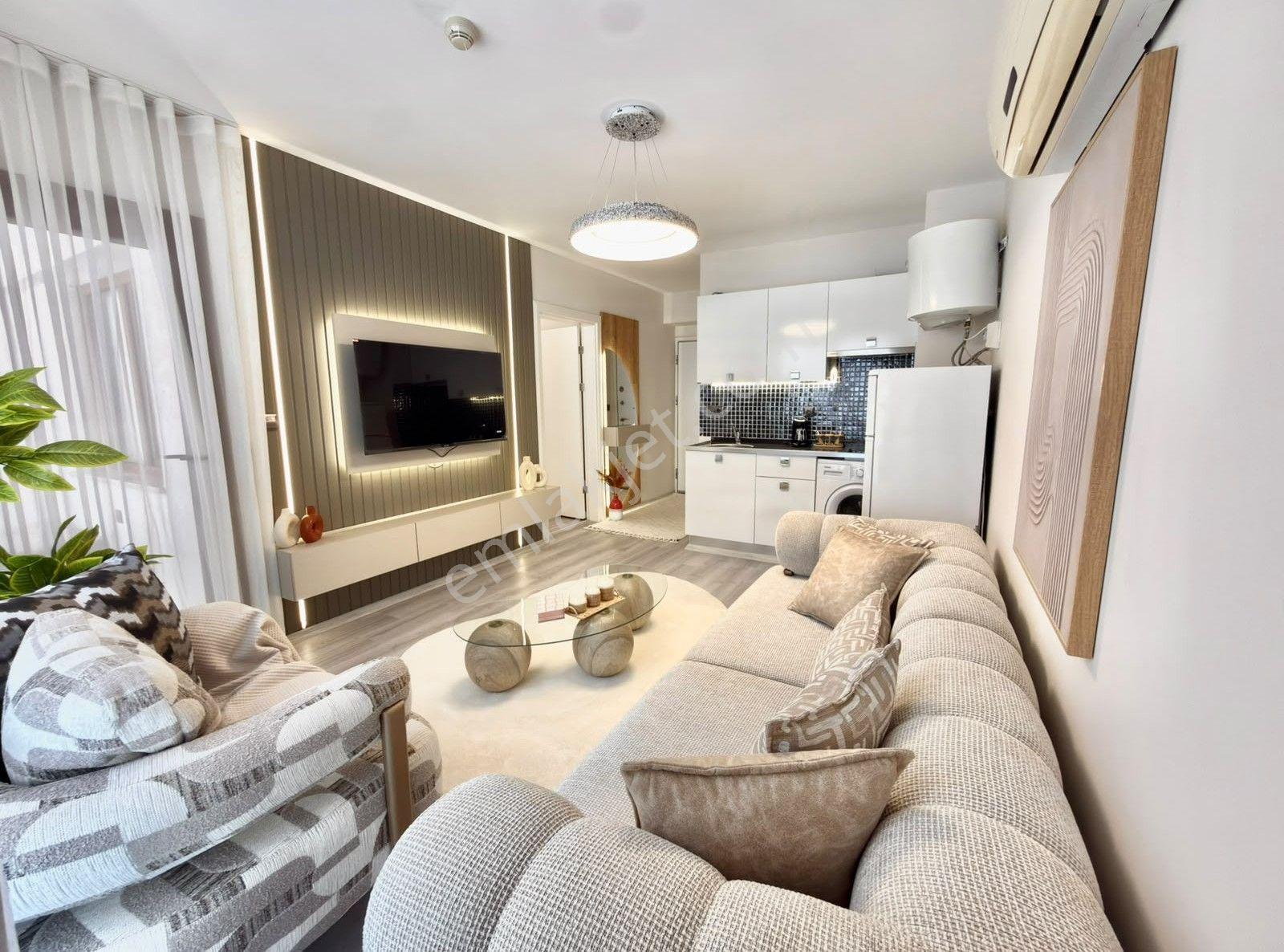 Zeytinköyde Havuzlu Sitede Arakat Balkonlu Eşyalı 1+1 Apart - Görsel 5