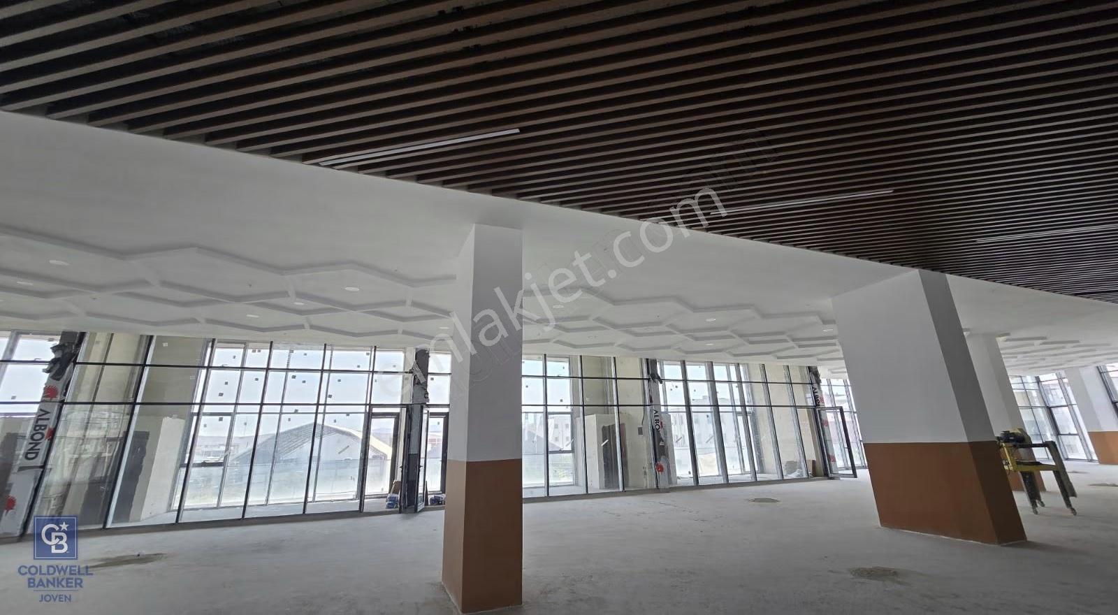 Oto Avm, Qx Otoland'de, Kiralık İşyeri - Görsel 9