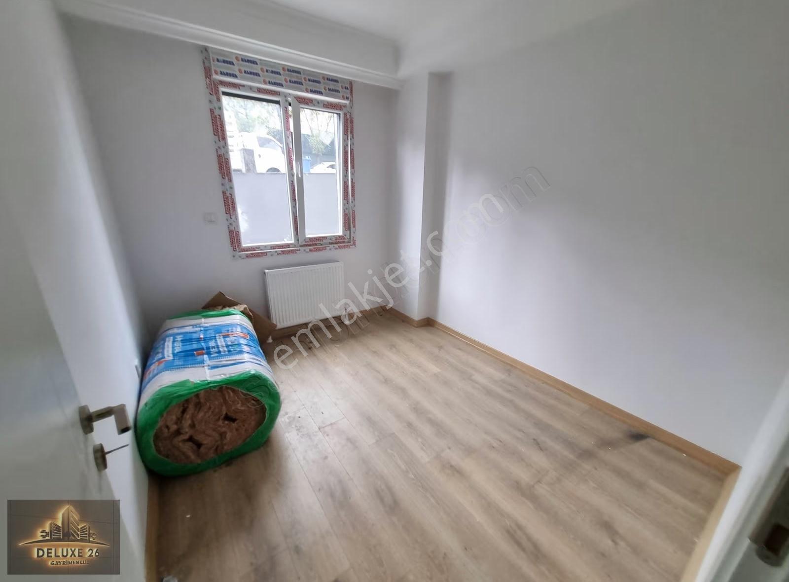 Deluxe 26 ' Dan Yeni Binada Otoparklı 2+1 75 M2 Fırsat Daire - Görsel 24