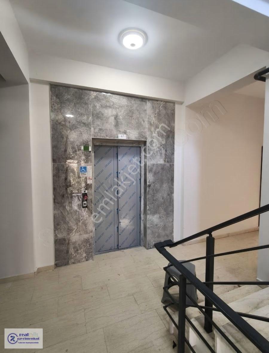 Çorlu Zafer Mahallesi'nde Yüksek Giriş Kiralık 2+1 Daire - Görsel 14