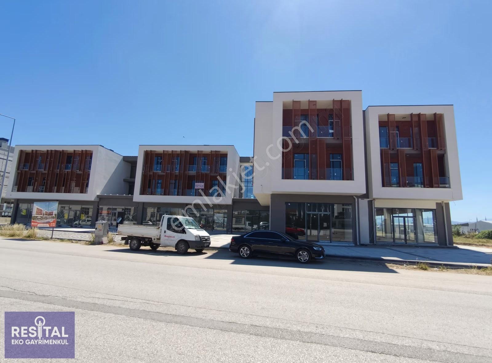İnegöl Kozluca Yolu Satılık İçi Yapılı Hazır Ofis