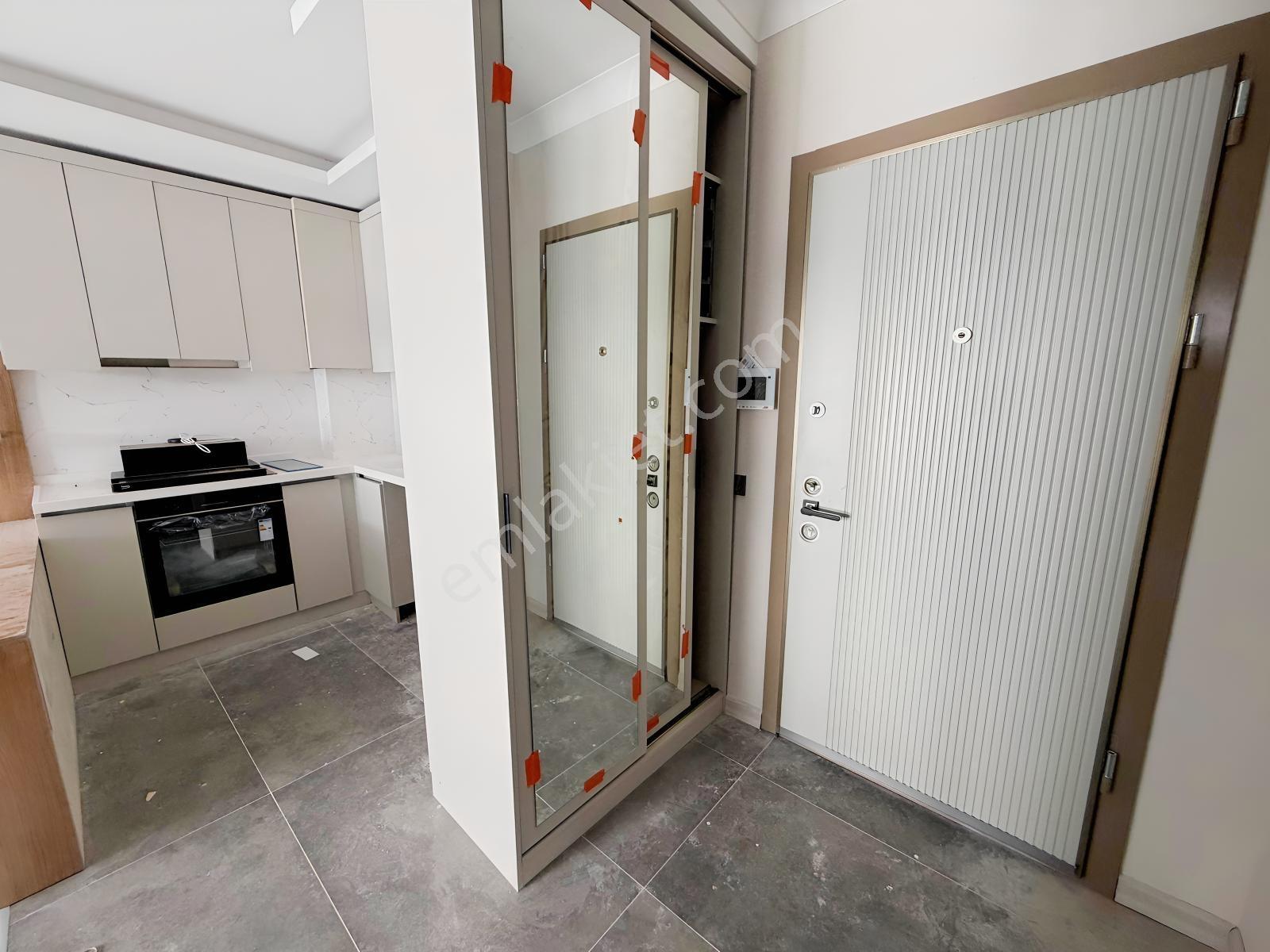İncek Big Life Sitesi'nde 2.kat/ada Mutfaklı/ Lüks 1+1 Satılık - Görsel 8