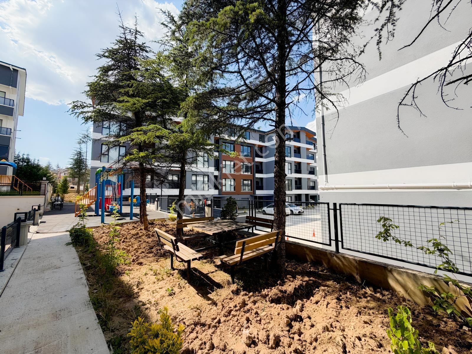 İncek Big Life Sitesi'nde 2.kat/ada Mutfaklı/ Lüks 1+1 Satılık - Görsel 37