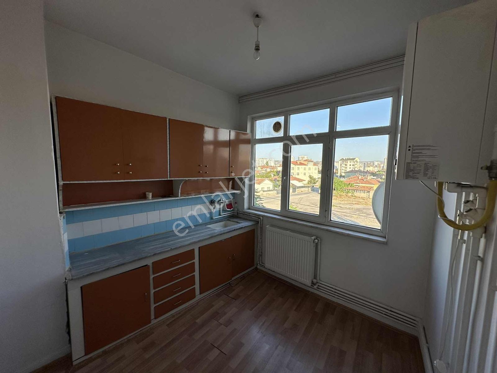 Uğurevler 'de Kombili 3+1 Güney Cephe Kentsel Dönüşüm Daire'si - Görsel 27