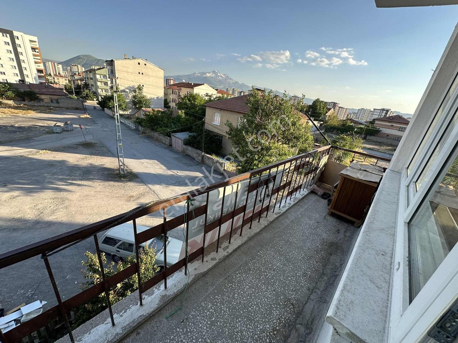 Uğurevler 'de Kombili 3+1 Güney Cephe Kentsel Dönüşüm Daire'si - Görsel 28