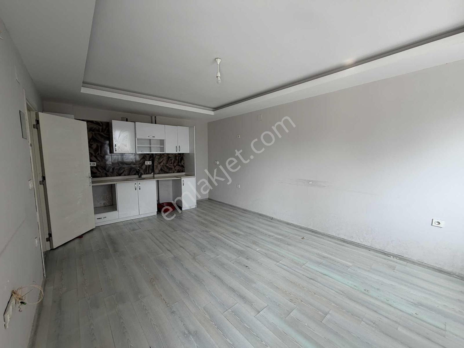 İlim Bulvarında Satılık 2+1 Teraslı Daire Bu Fiyata Bulamazsın - Görsel 4