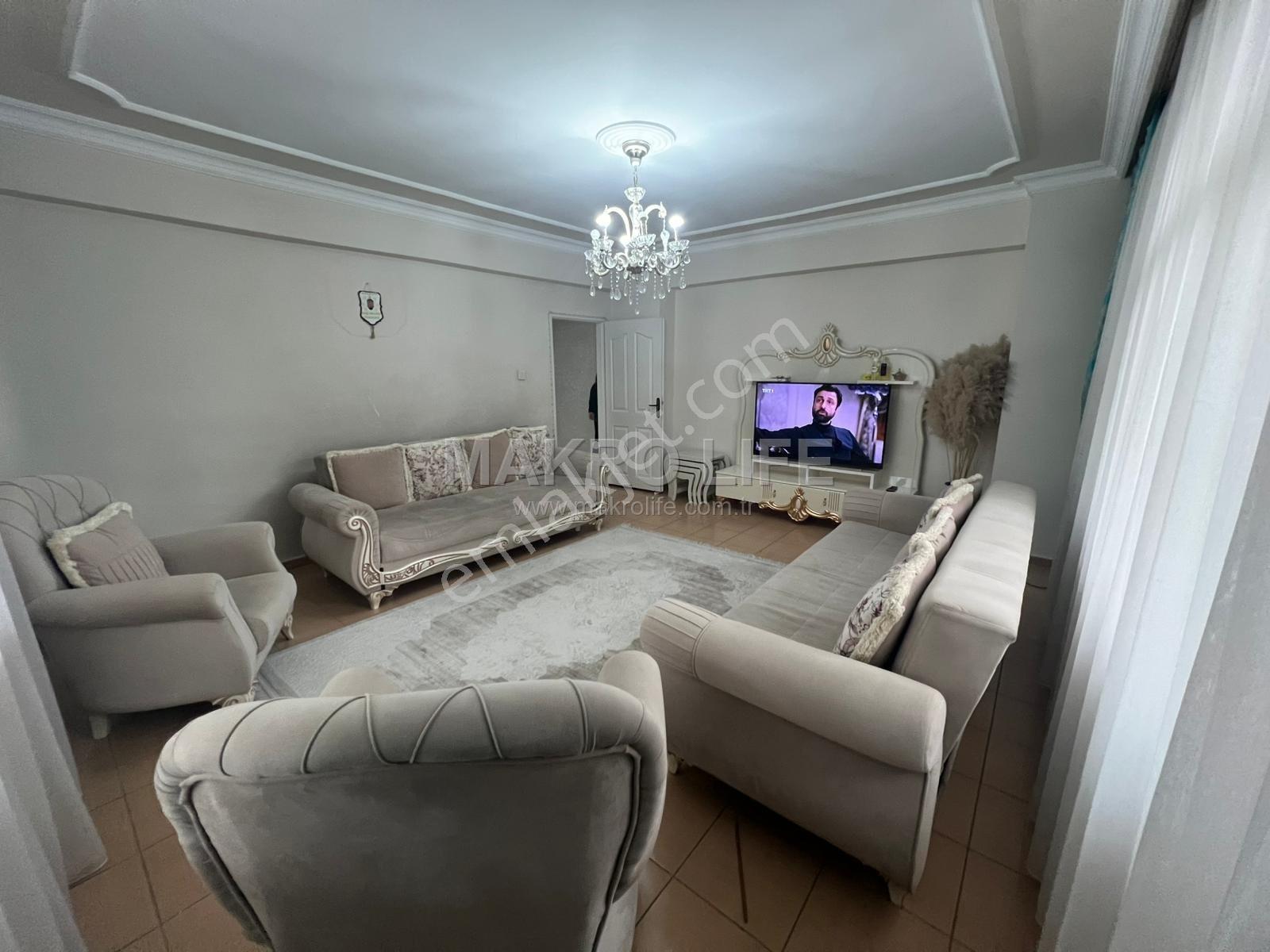 Makrolife Güvencesi İle Bağcılarda Satılık 3+1 Daire (fiyat Düştü!!!)