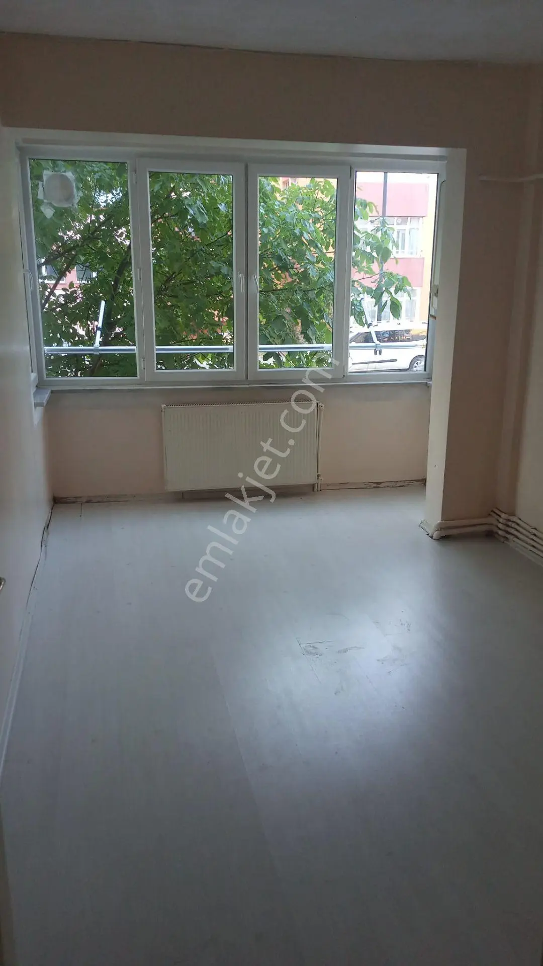Damla Emlaktan Mimarsinan Mah.kiralık 2+1 Daire