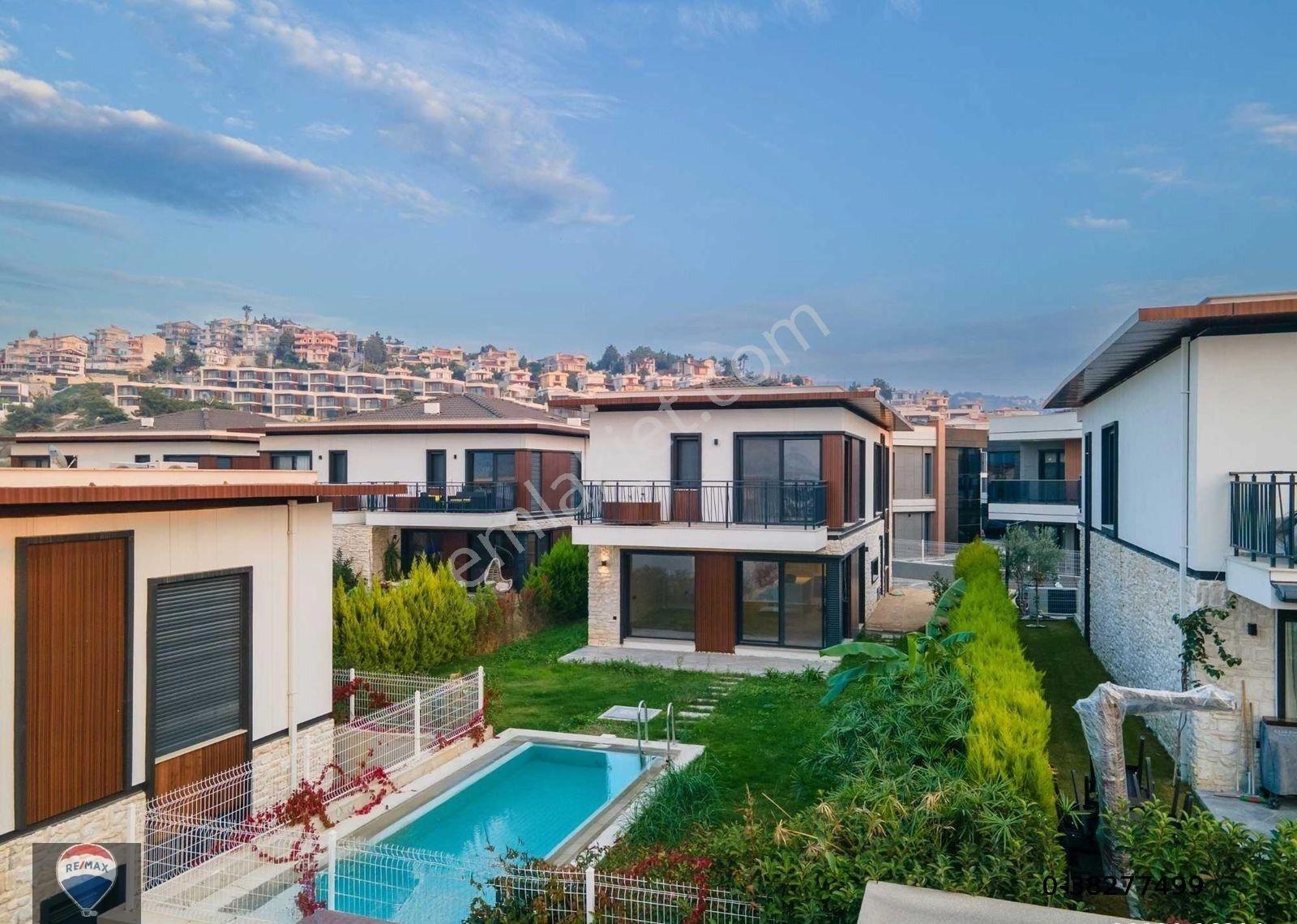 Kuşadası Karaovada Tek Müstakil Özel Havuzlu Lüks 6+1 Villa - Görsel 23