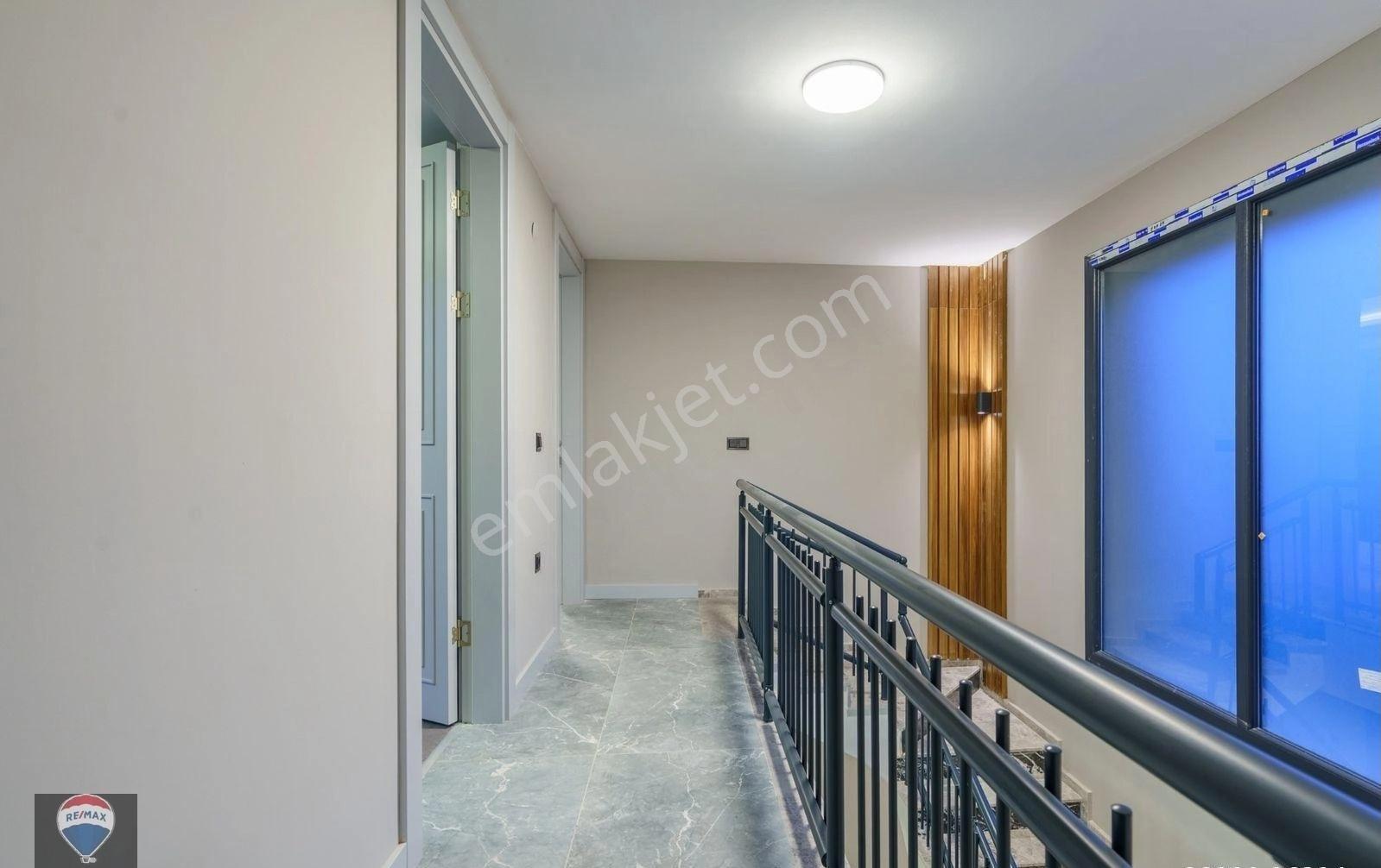 Kuşadası Karaovada Tek Müstakil Özel Havuzlu Lüks 6+1 Villa - Görsel 9