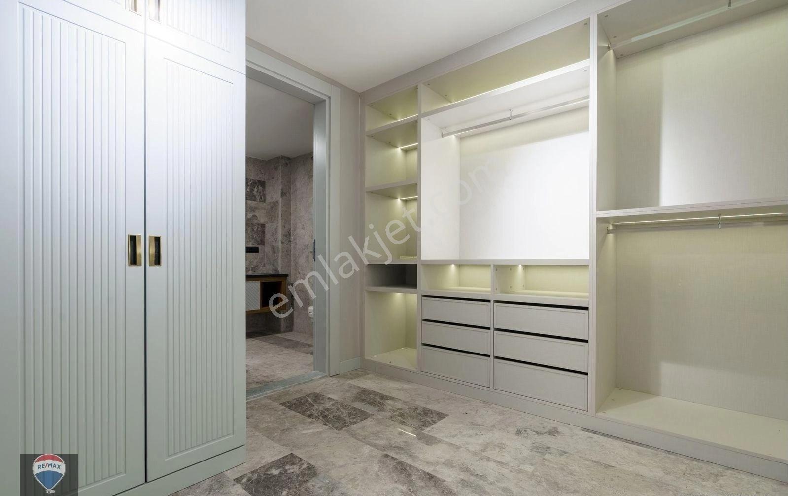 Kuşadası Karaovada Tek Müstakil Özel Havuzlu Lüks 6+1 Villa - Görsel 32