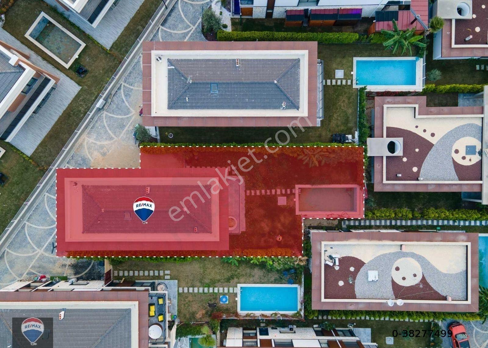 Kuşadası Karaovada Tek Müstakil Özel Havuzlu Lüks 6+1 Villa - Görsel 14