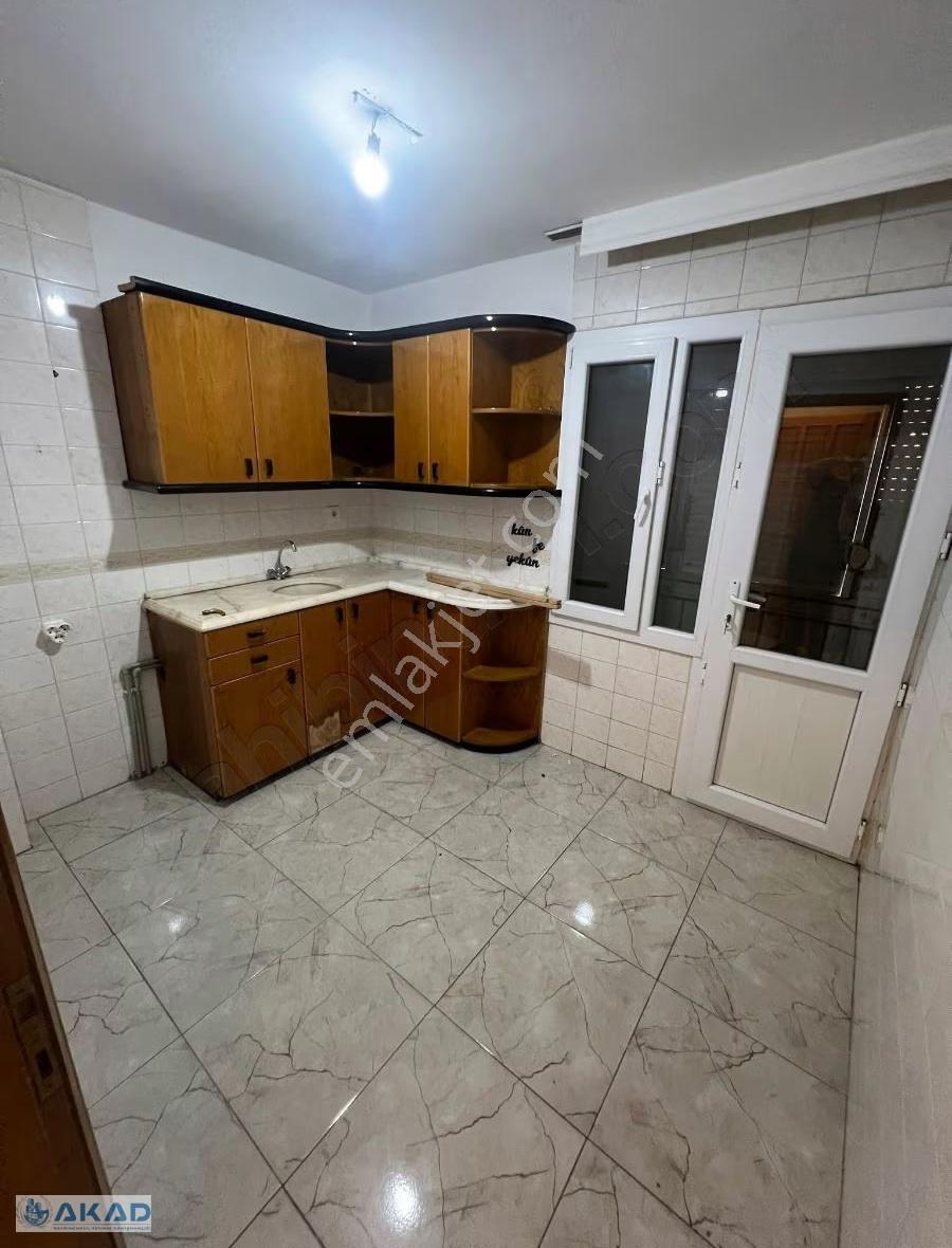 Buca Hasan Ağa Parkı Karşısı 2+1 Köşe Daire - Görsel 13