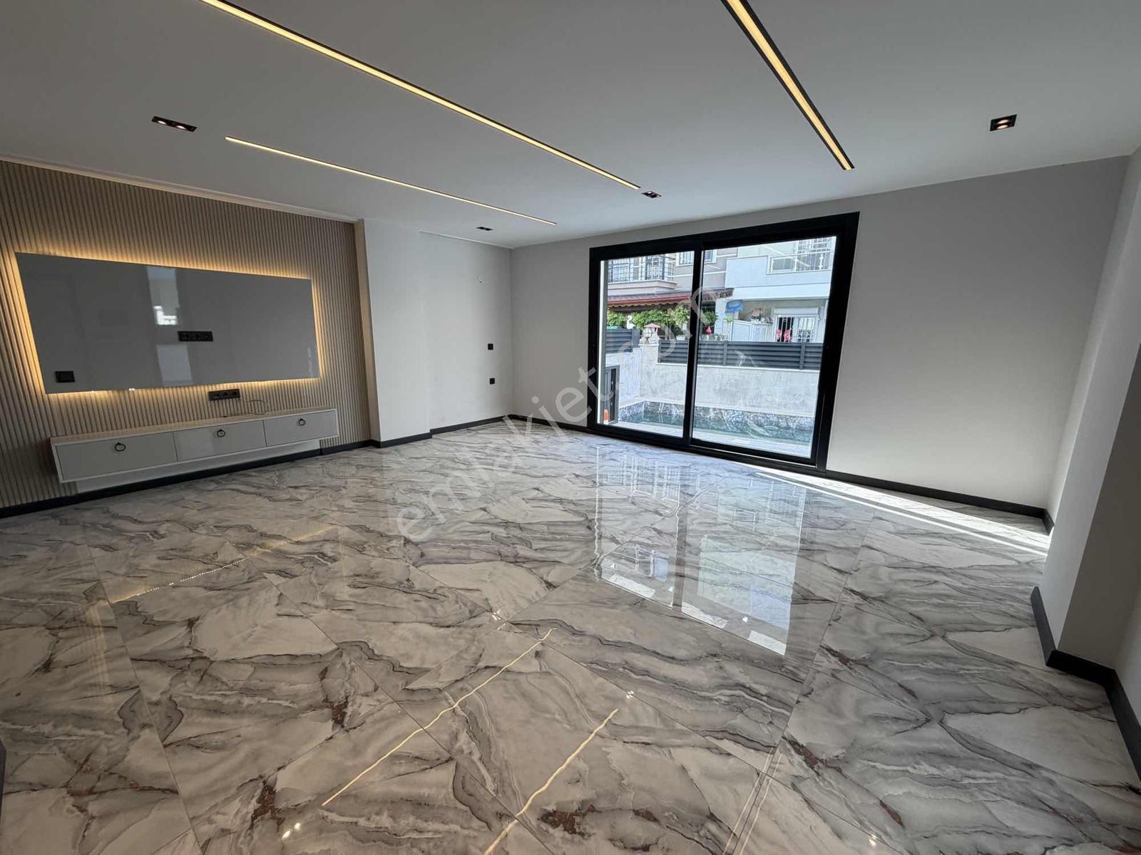 Didim'de Yerden Isıtma Ve Akıllı Ev Sistemli 3+1 Havuzlu Villa - Görsel 24