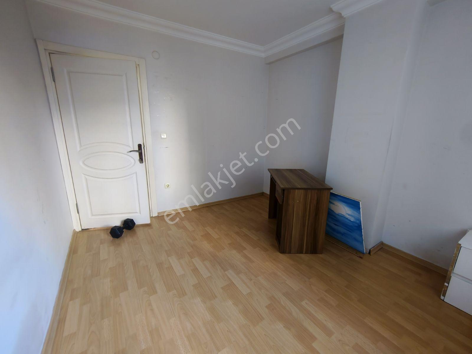 Güneyden Barış Cad.de 90m2 2+1.karanlık Odasız Daire - Görsel 9
