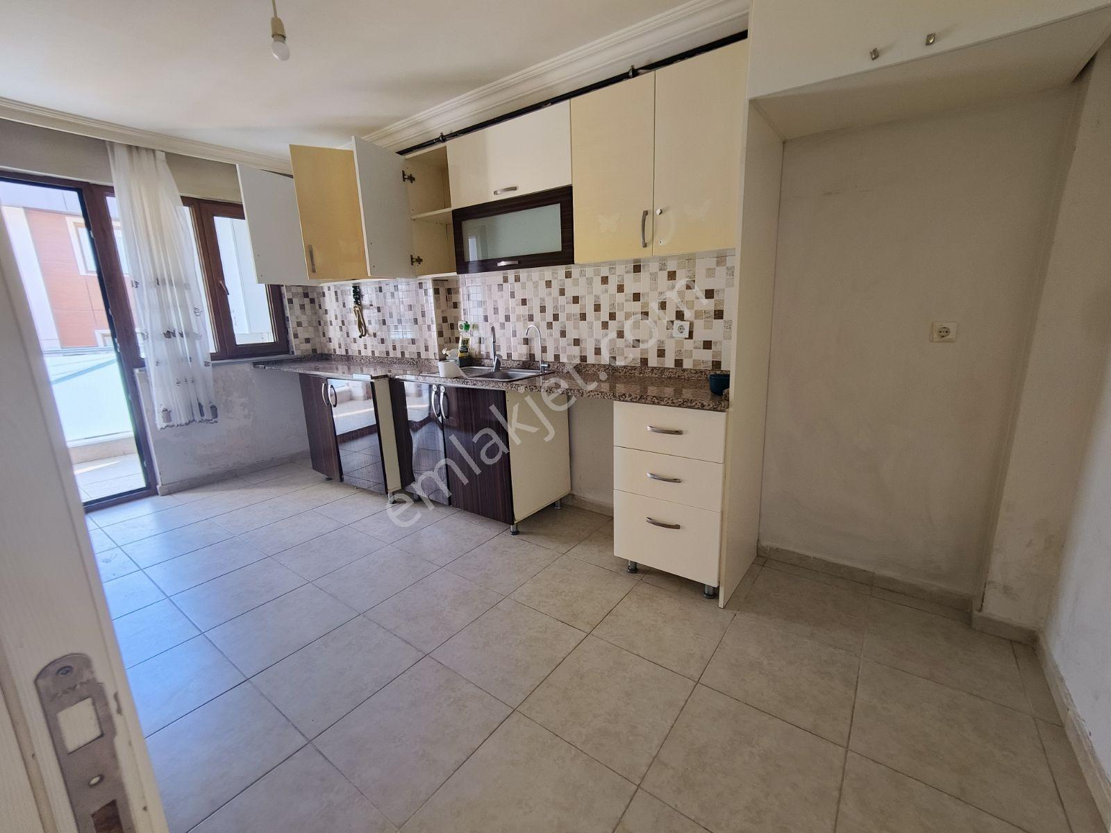 Güneyden Barış Cad.de 90m2 2+1.karanlık Odasız Daire - Görsel 20