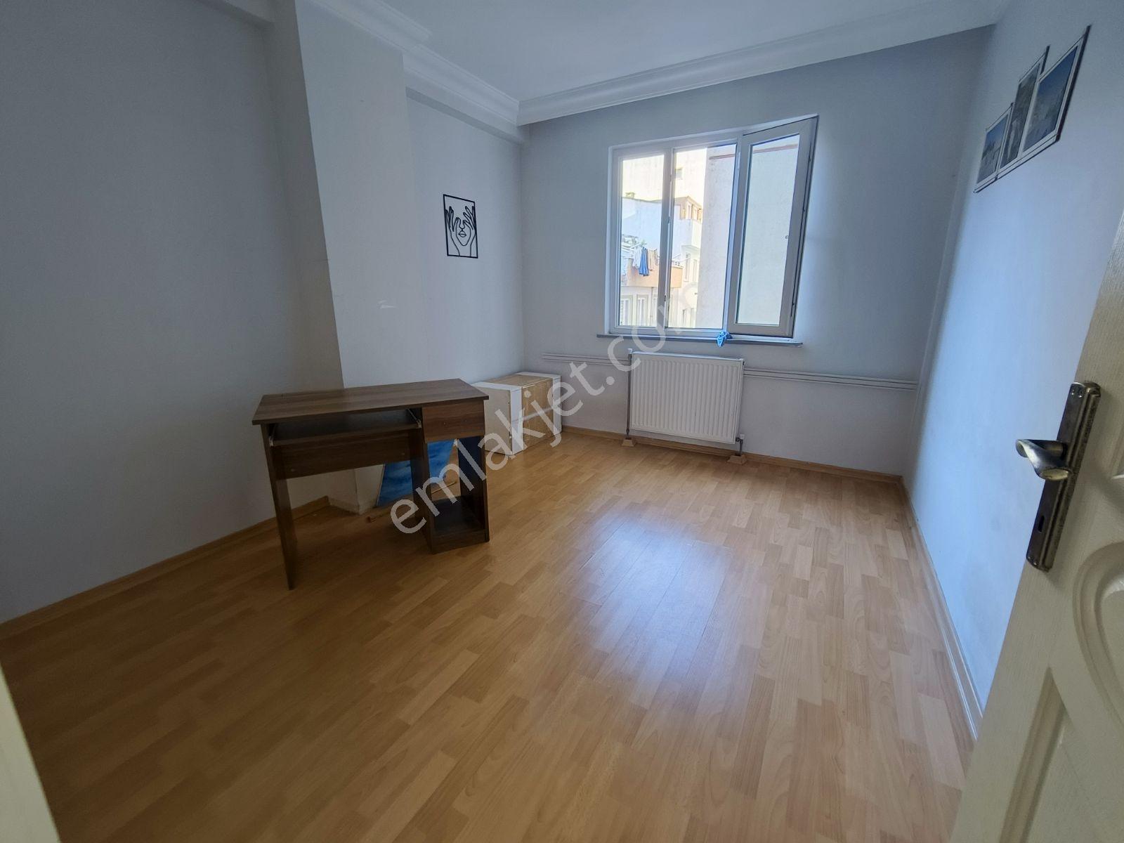Güneyden Barış Cad.de 90m2 2+1.karanlık Odasız Daire - Görsel 27