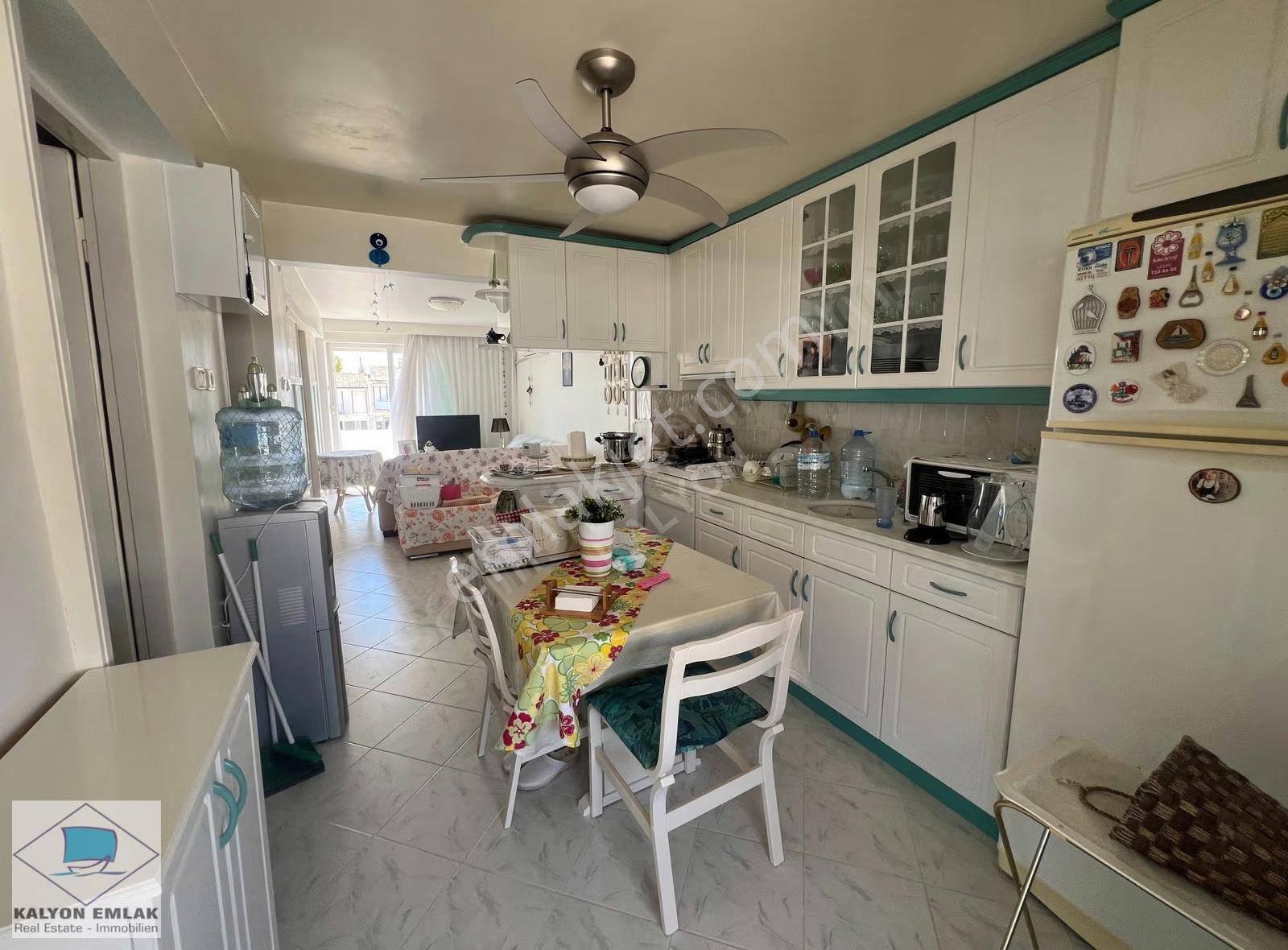 Boyalık Koyu'nda Denize Sıfır Sitede Deniz Manzaralı 2+1 Daire - Görsel 26