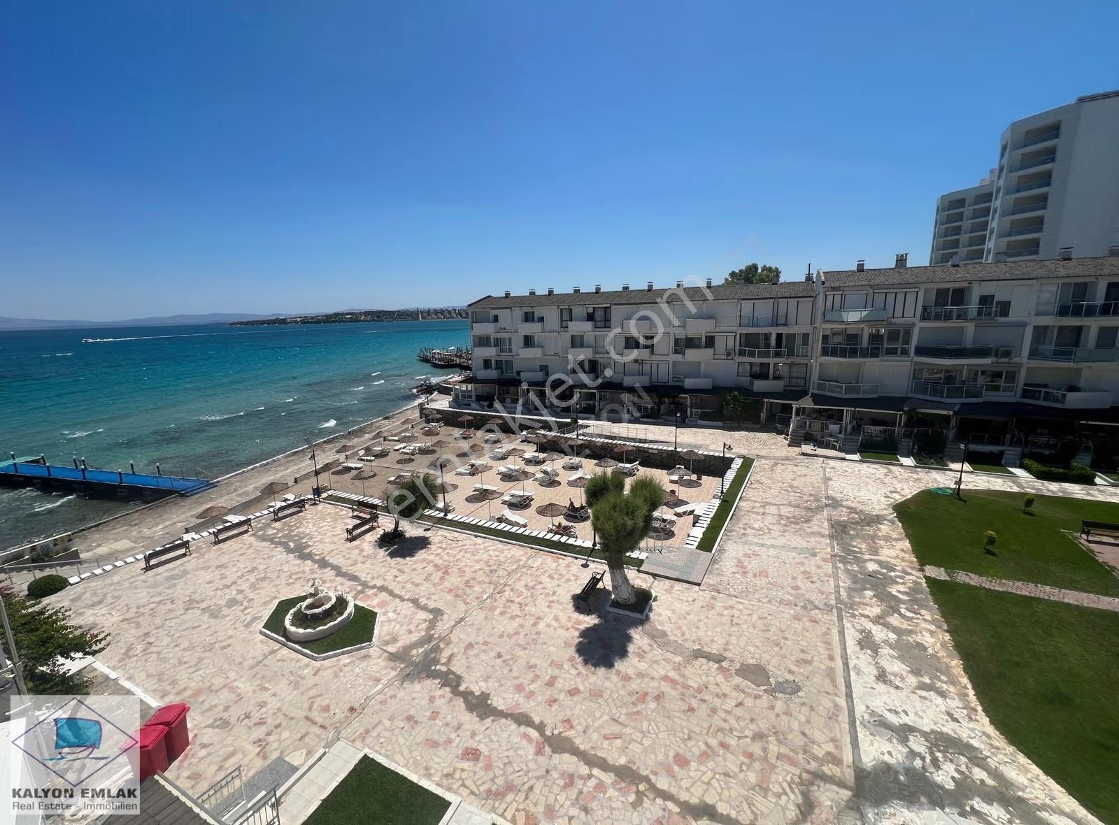 Boyalık Koyu'nda Denize Sıfır Sitede Deniz Manzaralı 2+1 Daire - Görsel 14