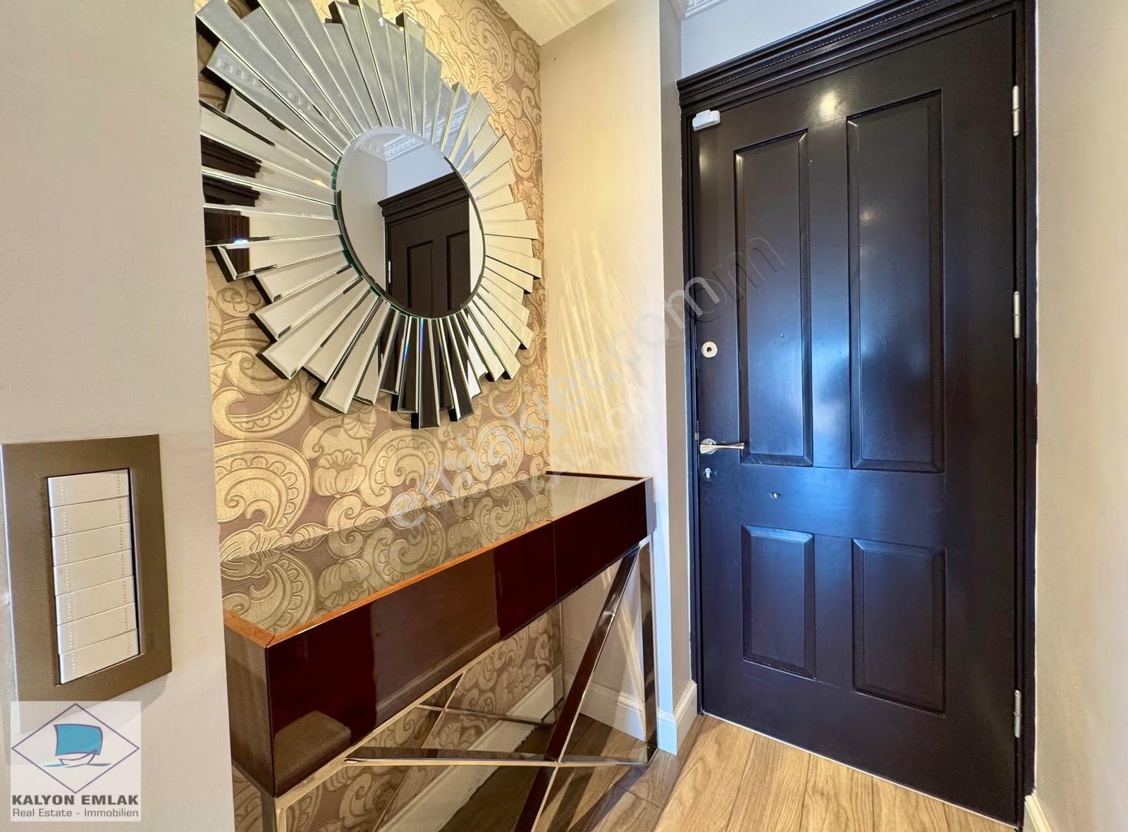 Çeşme'de Yıllık Kiralık Deniz Manzaralı Özel Havuzlu Triplex Ev - Görsel 6