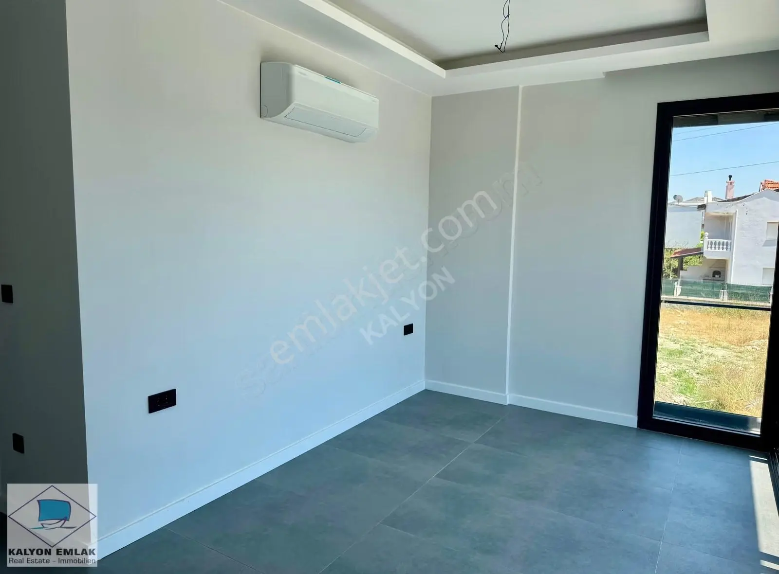 Çeşme Şifnede Satılık Köşe Parsel Müstakil Havuzlu Sıfır Villa - Görsel 5