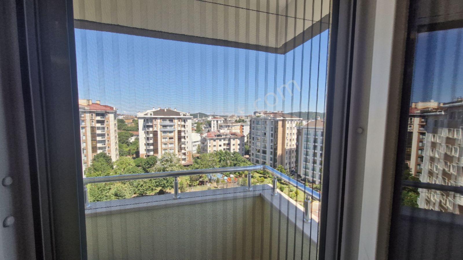 Ümraniye Aşağı Dudullu Gardenya Sitesi 3+1 150m İçi Yapılı - Görsel 29