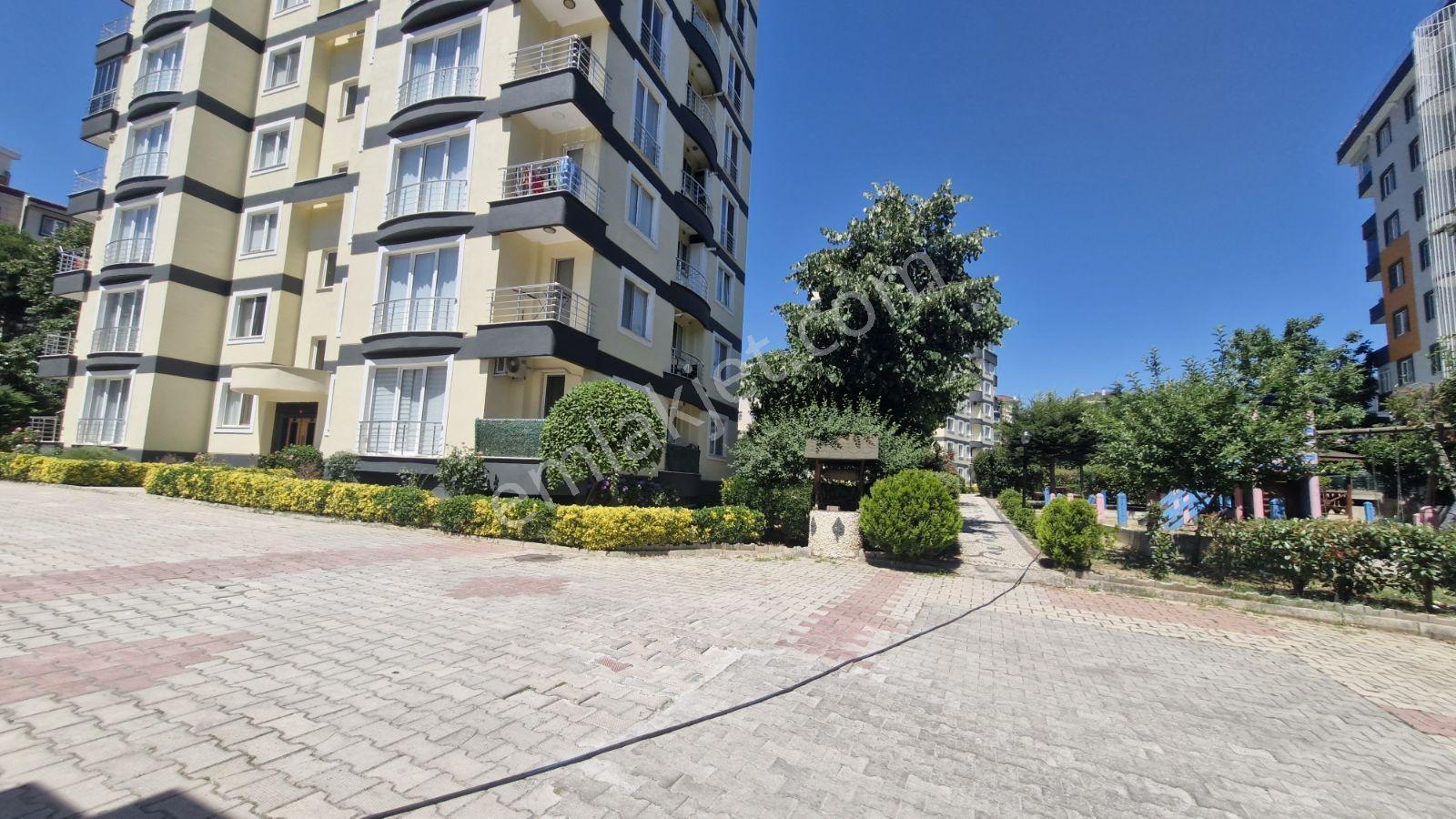 Ümraniye Aşağı Dudullu Gardenya Sitesi 3+1 150m İçi Yapılı - Görsel 10