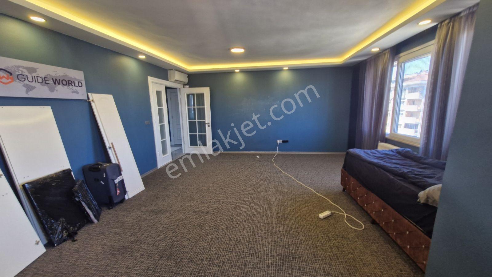 Ümraniye Aşağı Dudullu Gardenya Sitesi 3+1 150m İçi Yapılı - Görsel 13