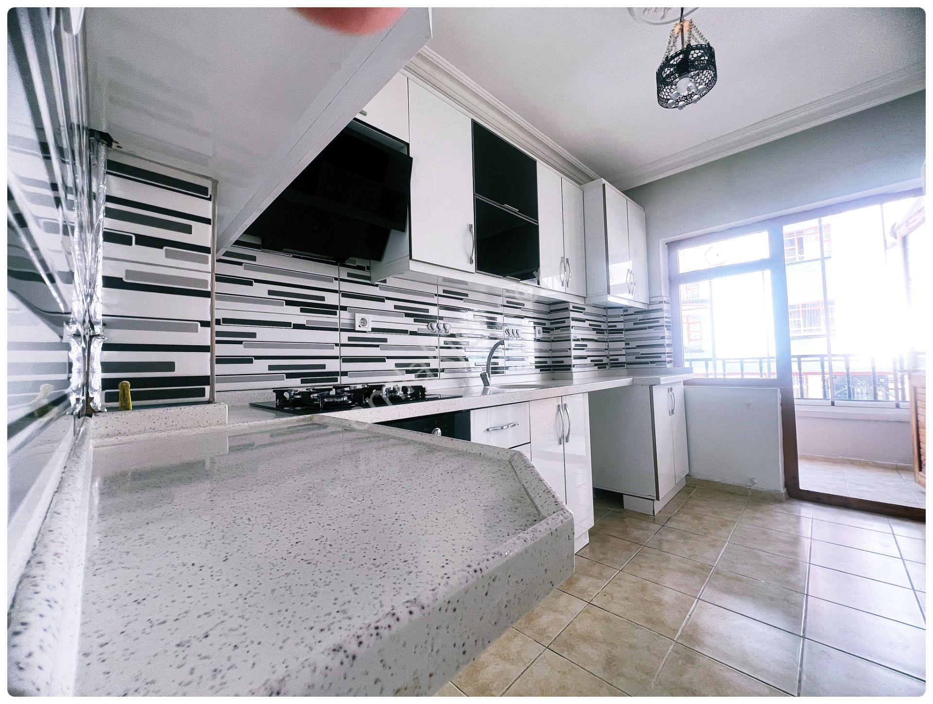 Şehitkubilayda Selimve Özlem Cadde Yakını Şehir Hastanesine Ulaşım Kiralık 3+1 Daire - Görsel 6