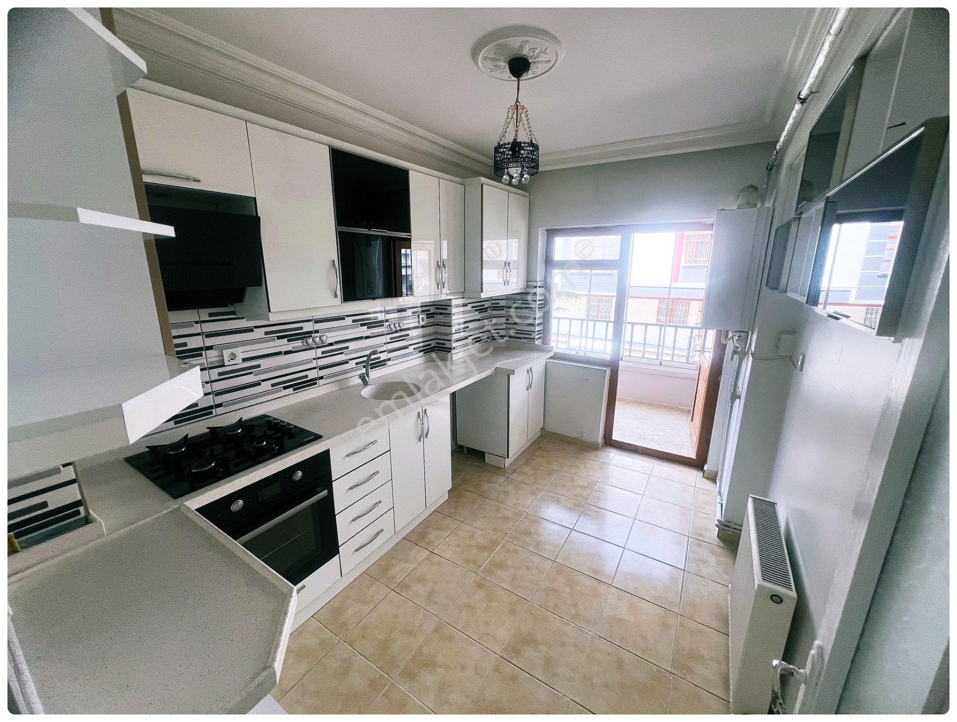 Şehitkubilayda Selimve Özlem Cadde Yakını Şehir Hastanesine Ulaşım Kiralık 3+1 Daire - Görsel 2