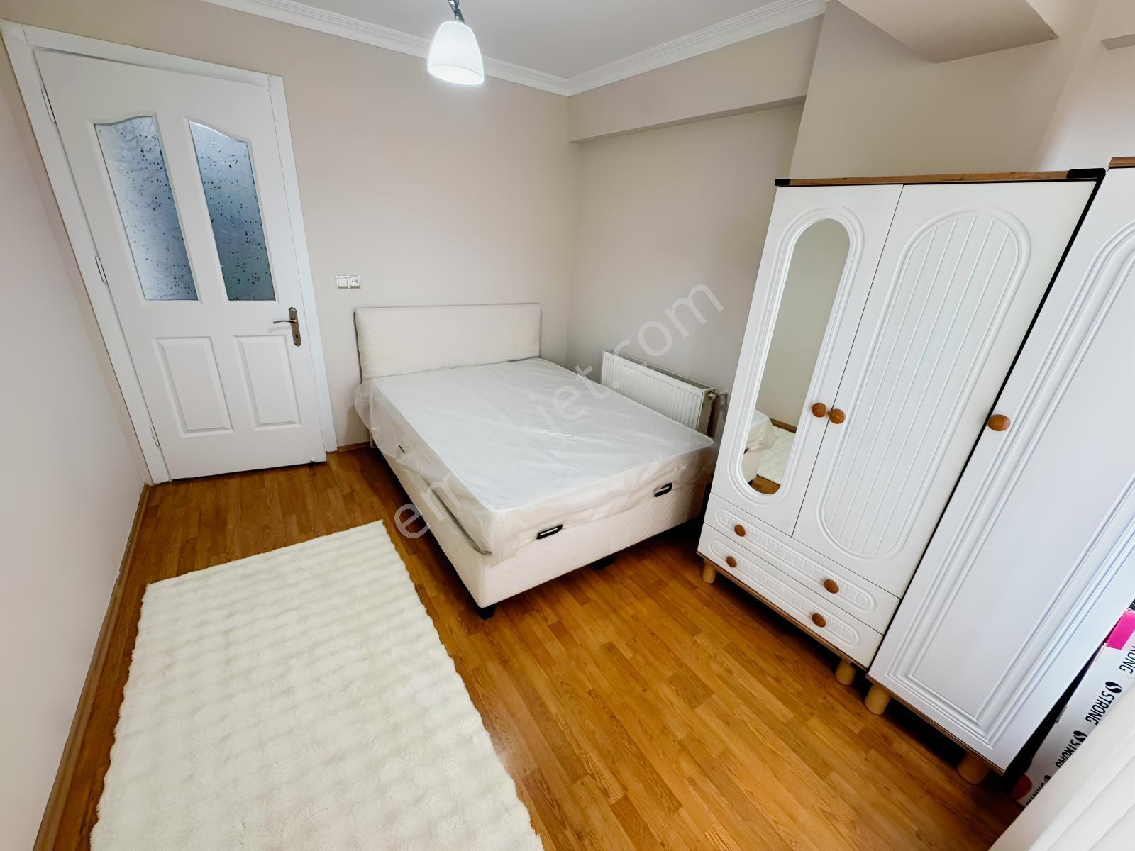 Zeytinköyde Site İçinde Arakat Balkonlu Eşyalı 1+1 Apartlar - Görsel 5