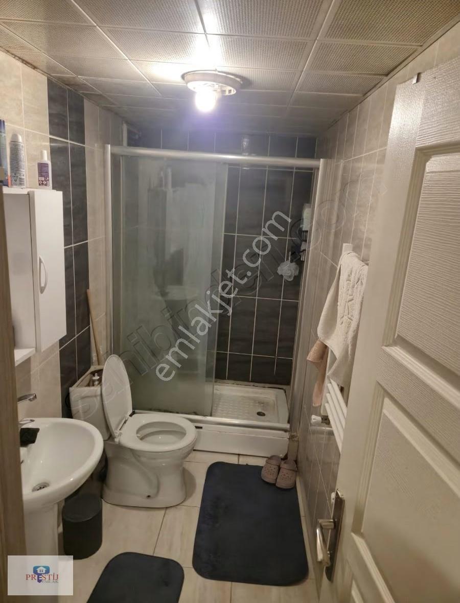 Galataderesi Caddesi Üzerinde Kiralık Esyalı 1+1 Daire - Görsel 15