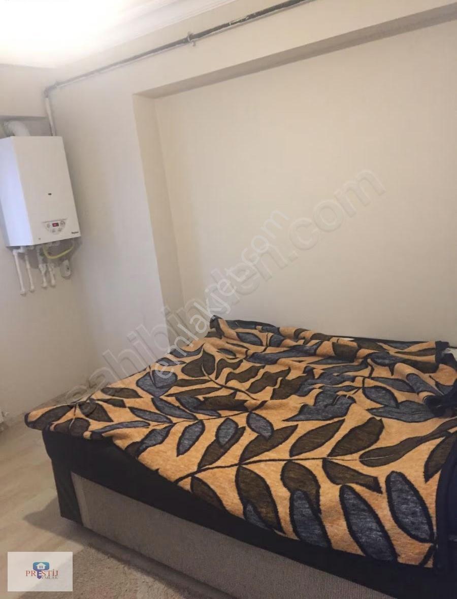 Galataderesi Caddesi Üzerinde Kiralık Esyalı 1+1 Daire - Görsel 8