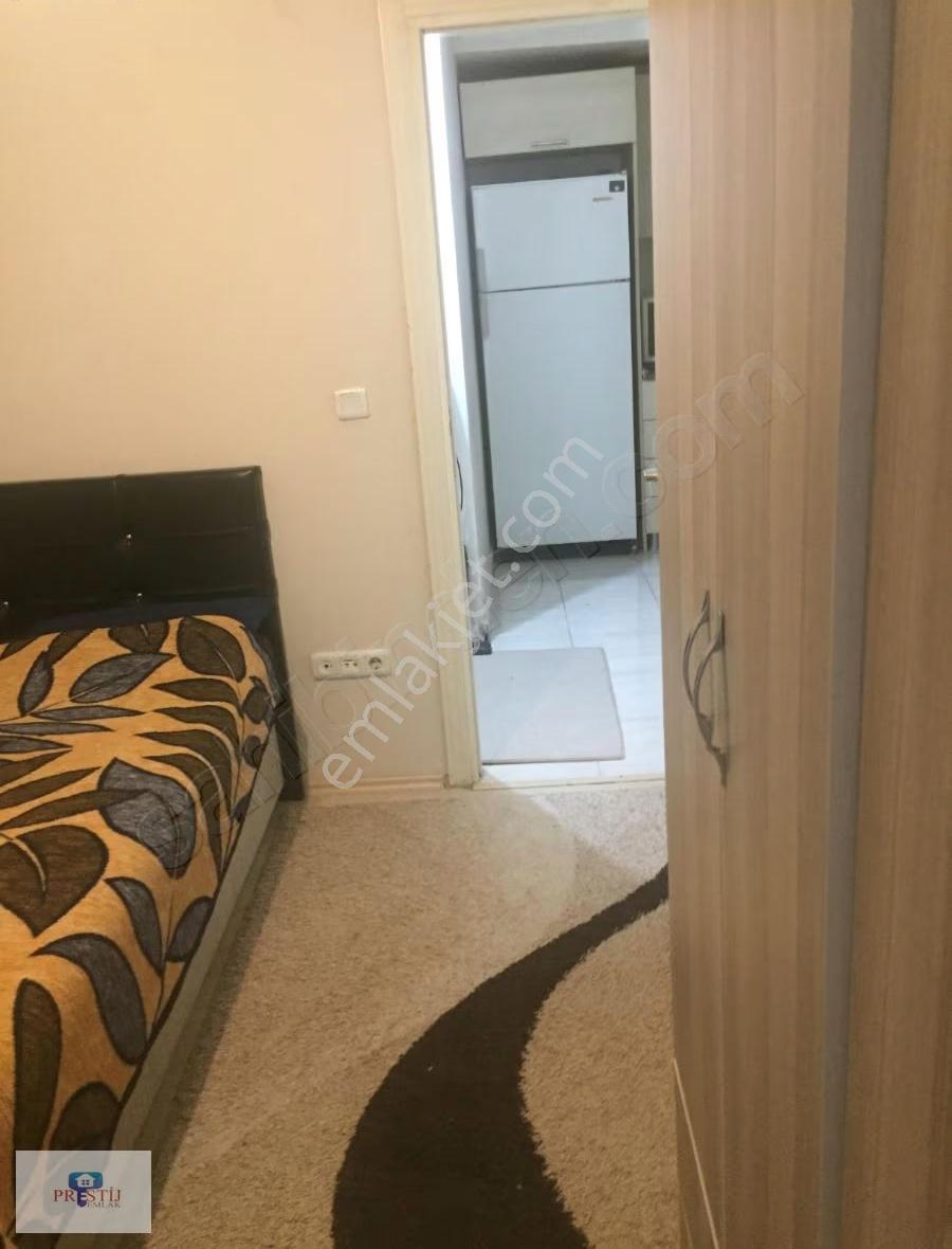 Galataderesi Caddesi Üzerinde Kiralık Esyalı 1+1 Daire - Görsel 13