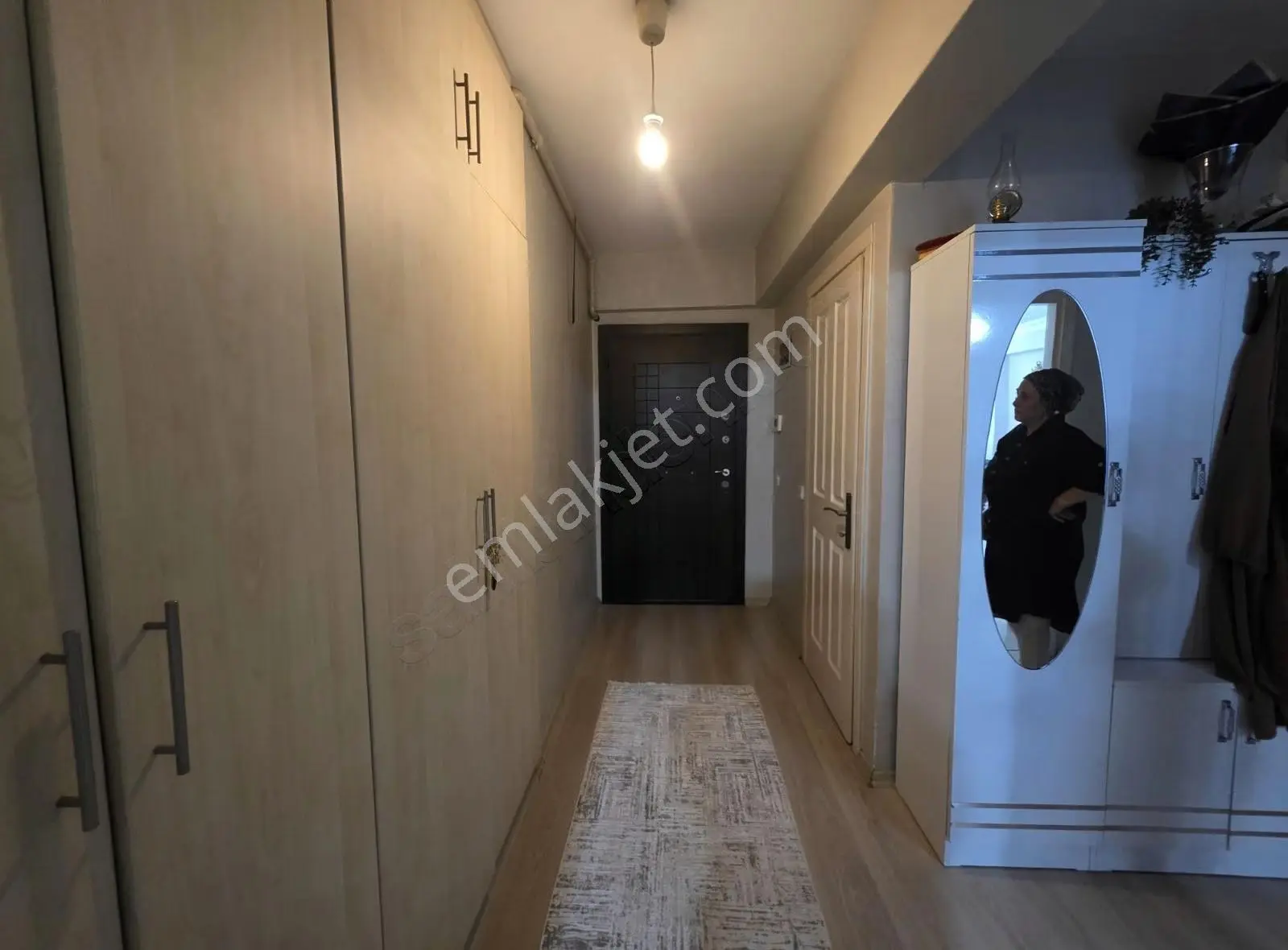 İstasyon Mah.halkalı Marmaray Karsısı Kiralık 1+1